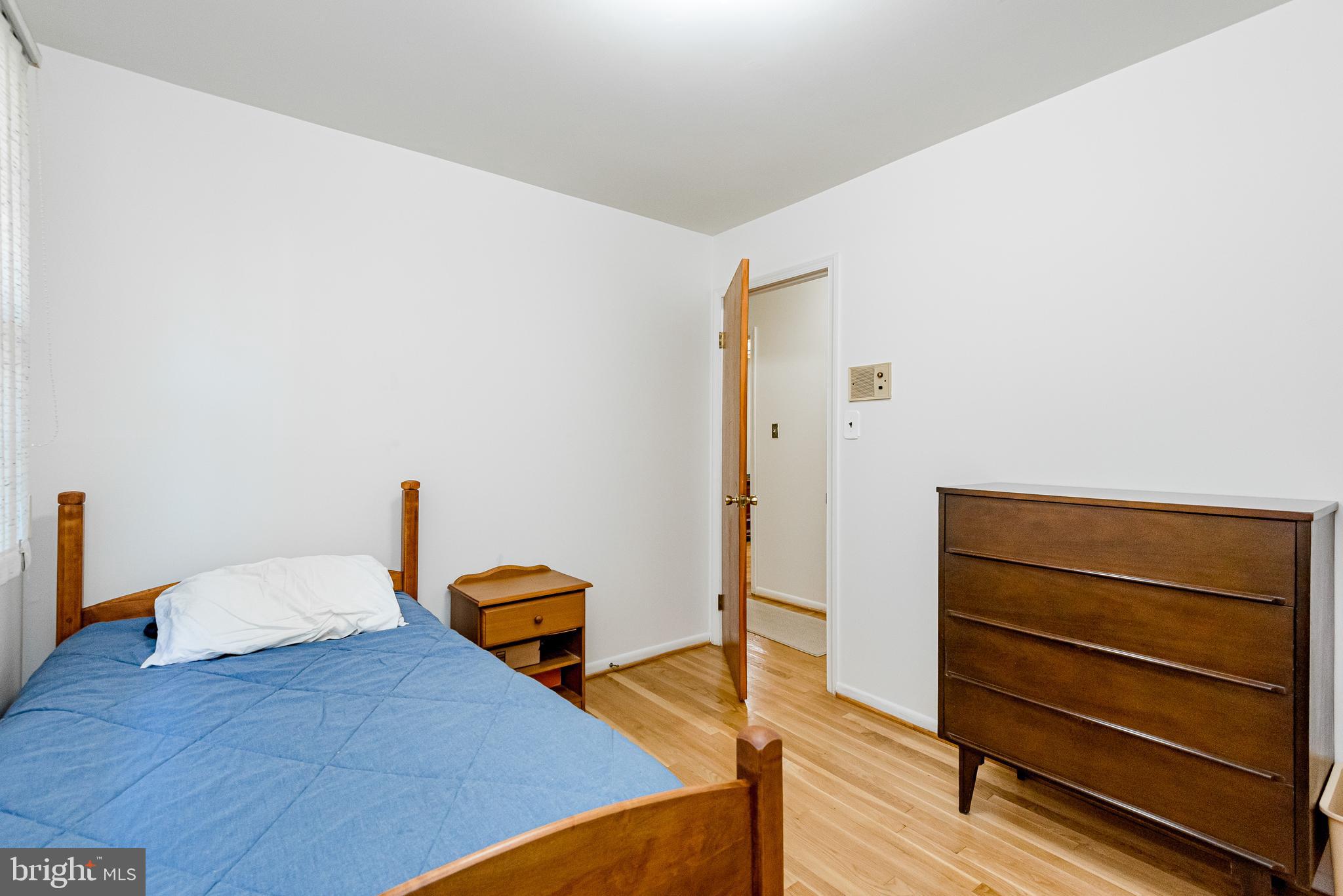 CALVERTON - Residential