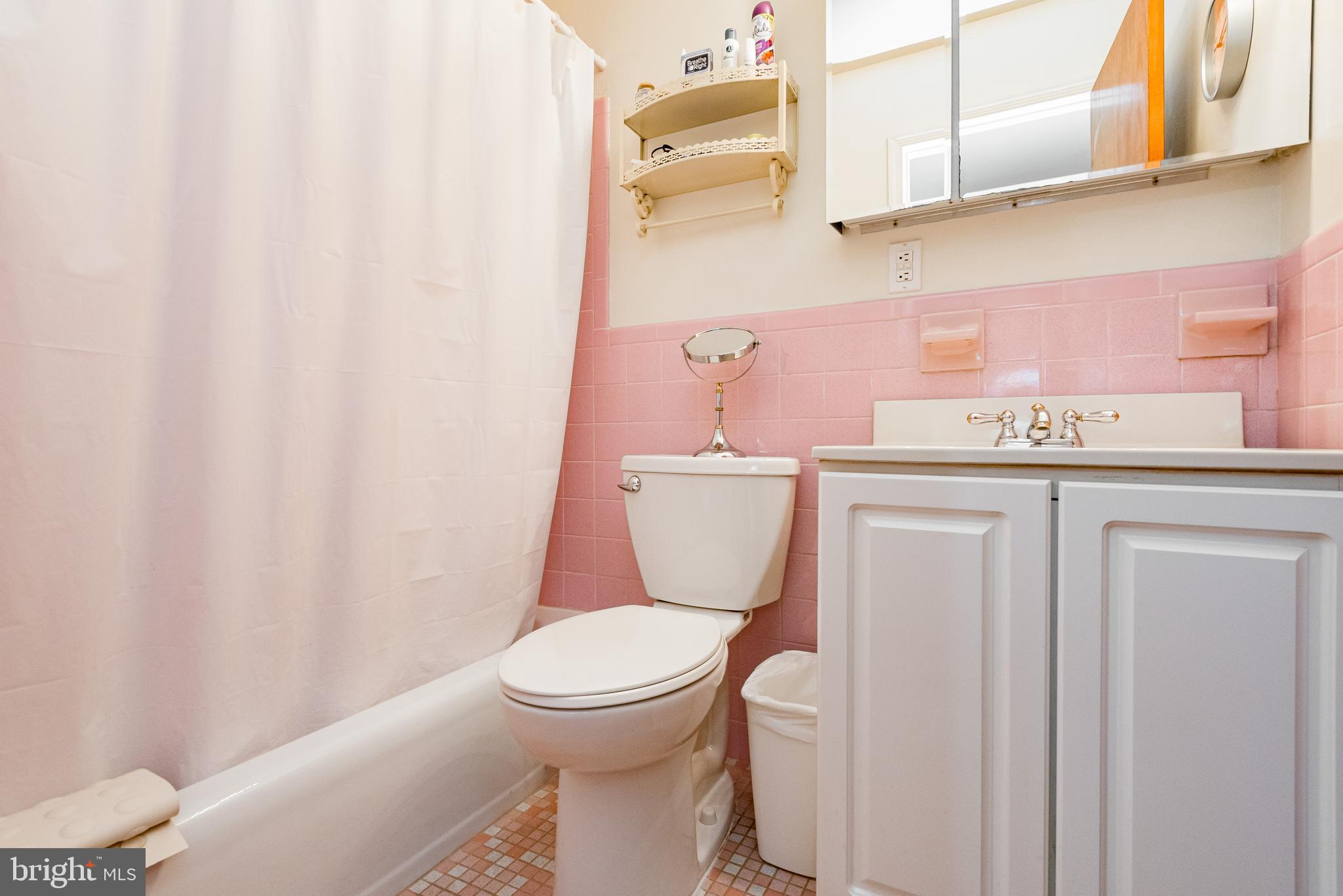 CALVERTON - Residential