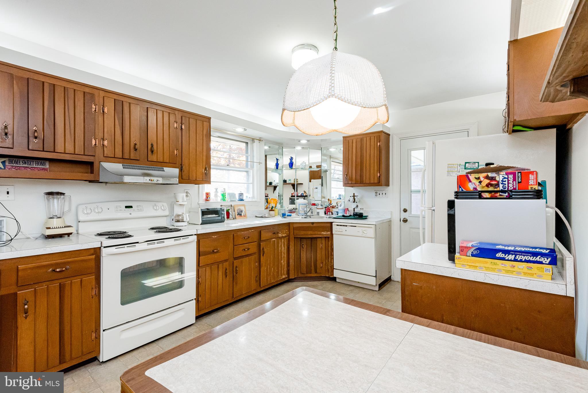 CALVERTON - Residential