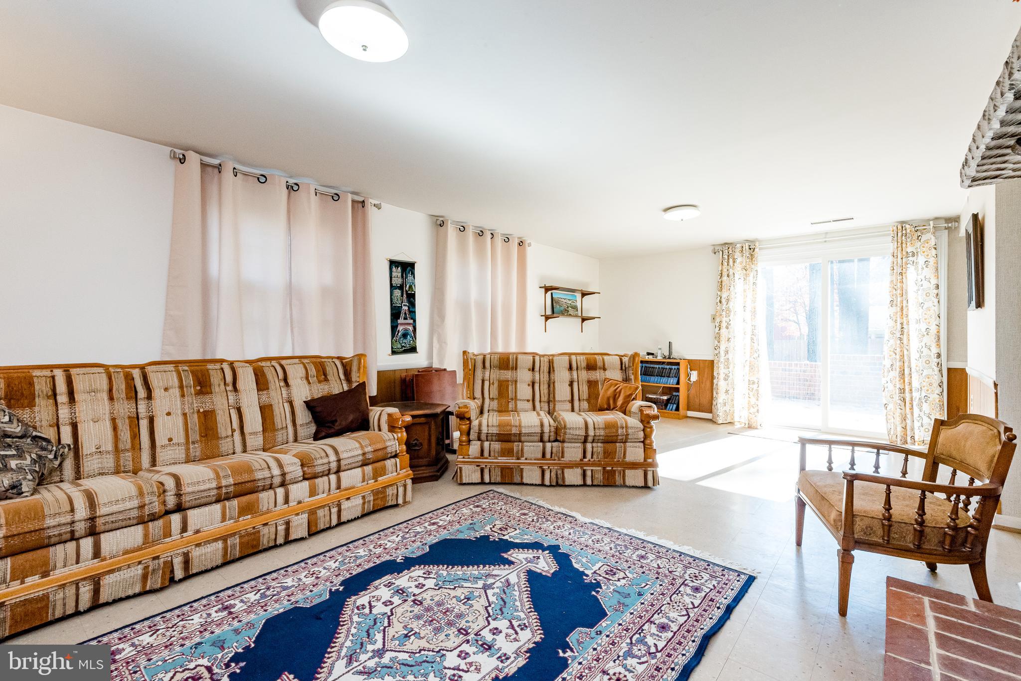 CALVERTON - Residential