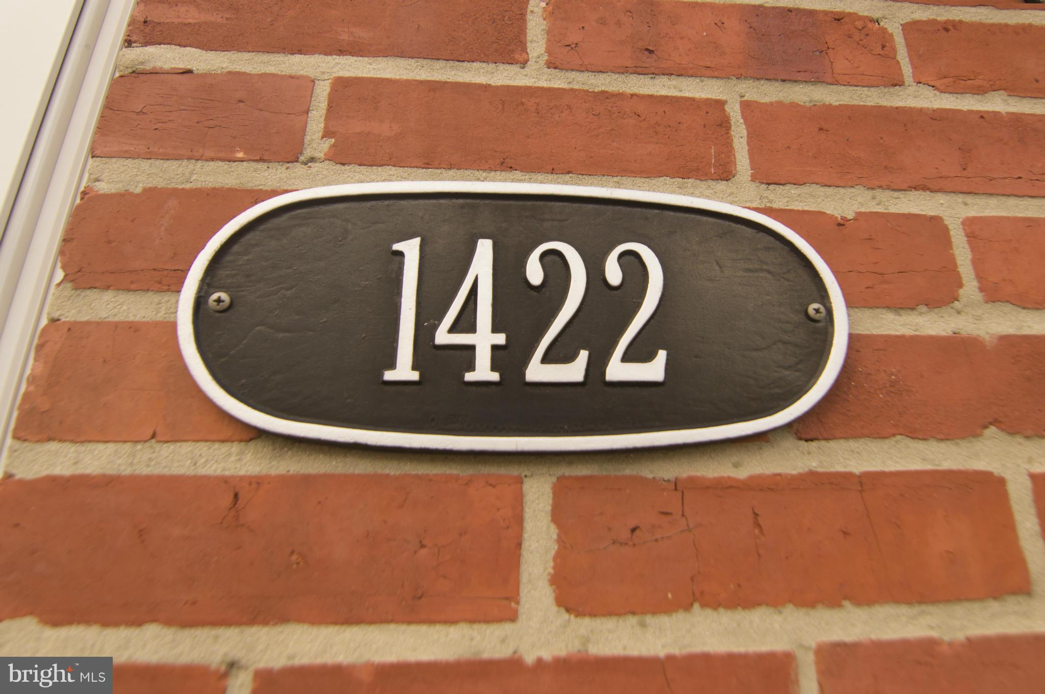 LOCUST POINT - Residential