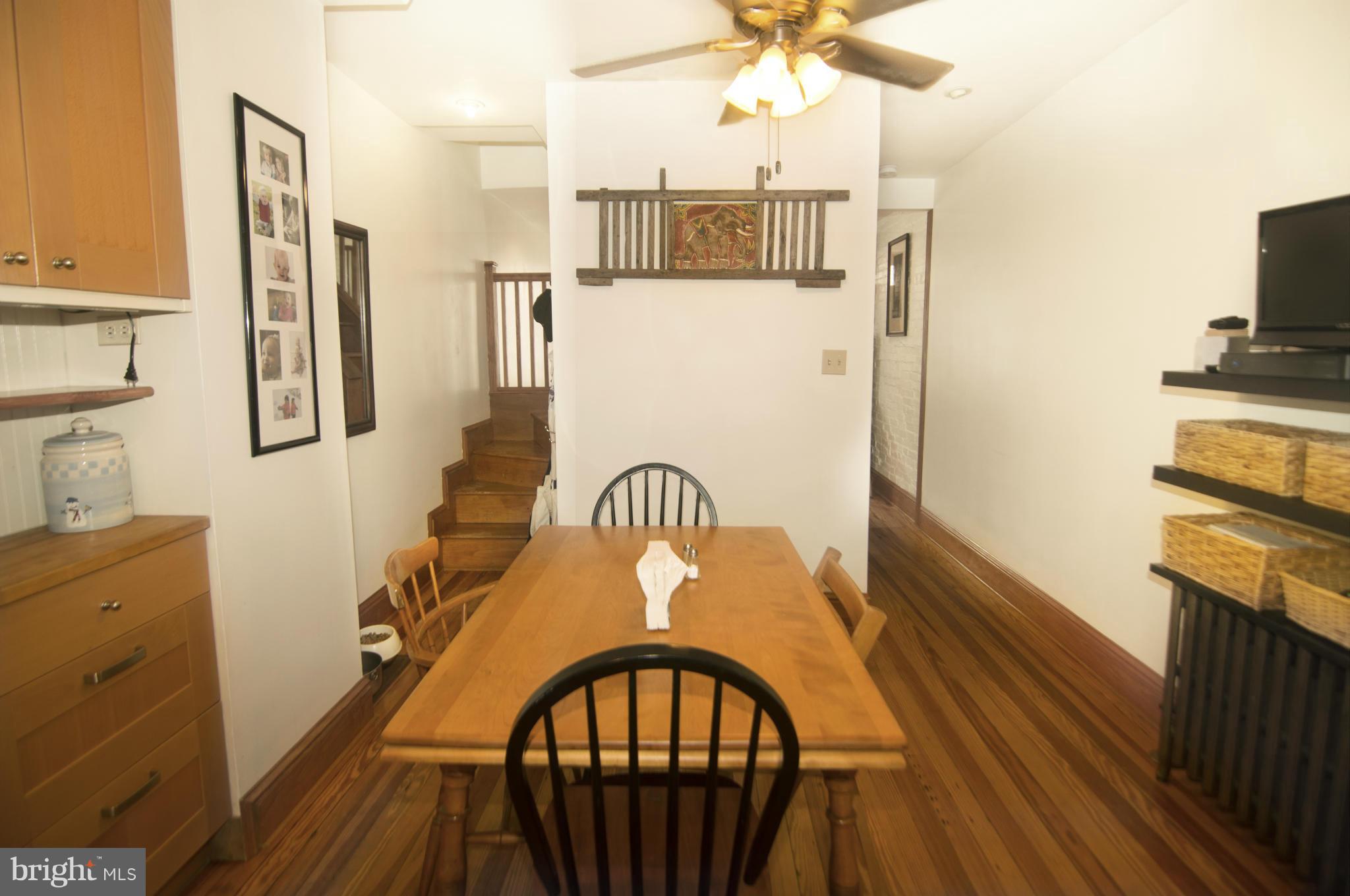 LOCUST POINT - Residential