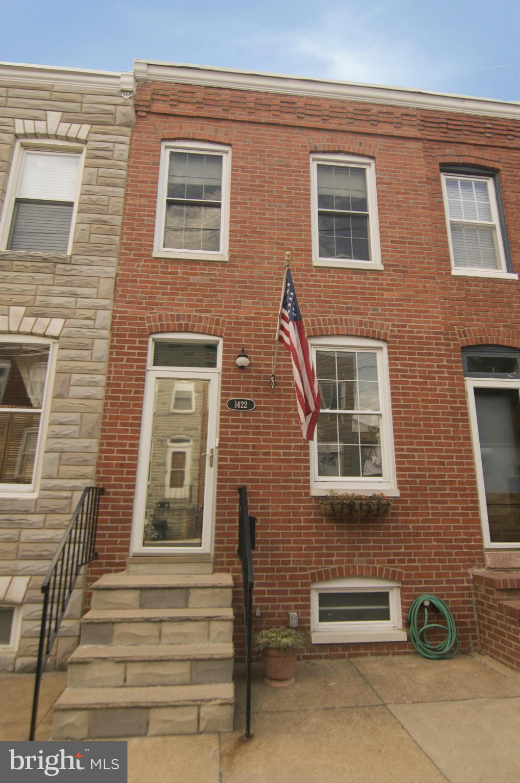 LOCUST POINT - Residential