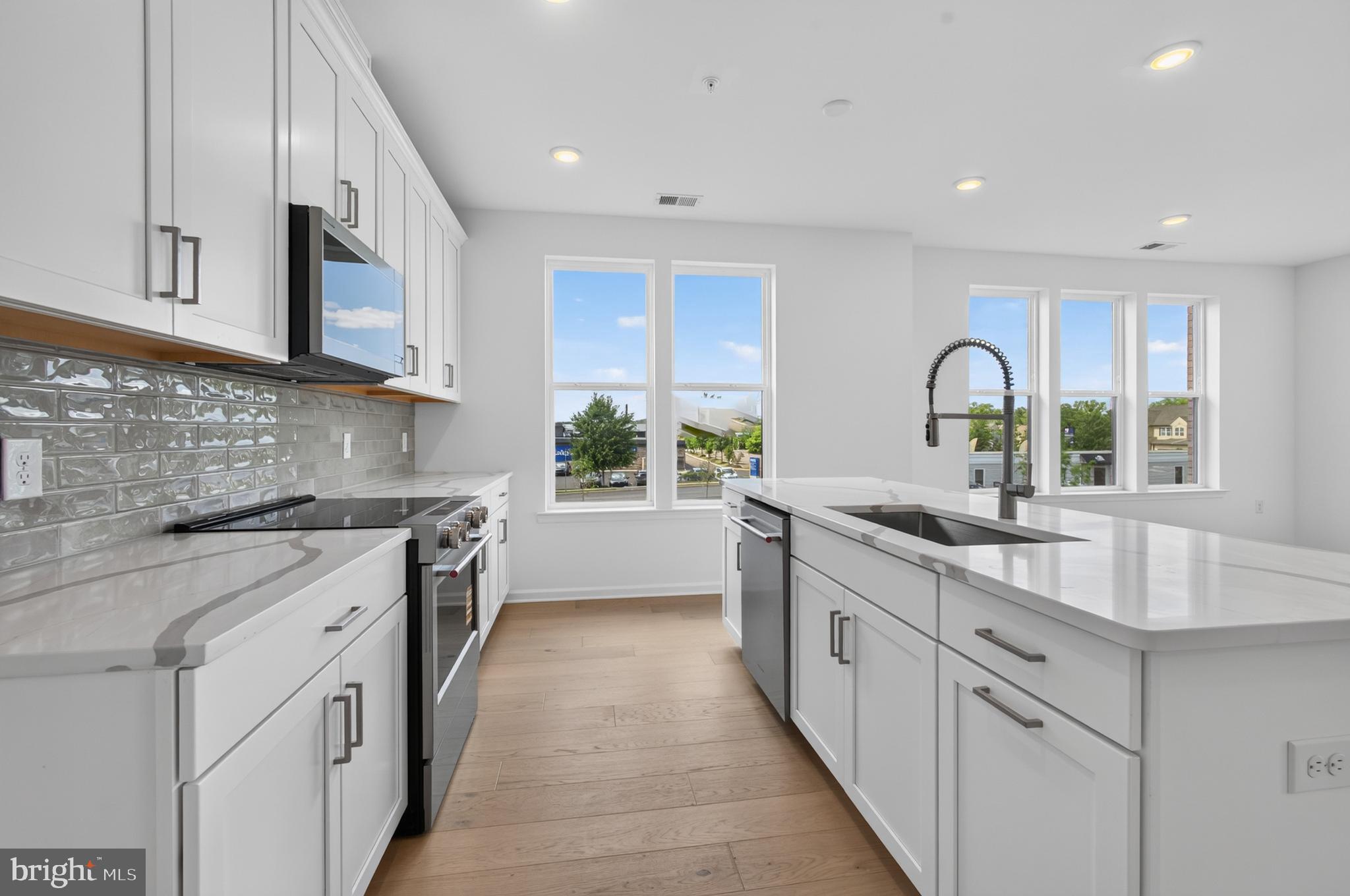 83 BETHLEHEM PIKE #1308