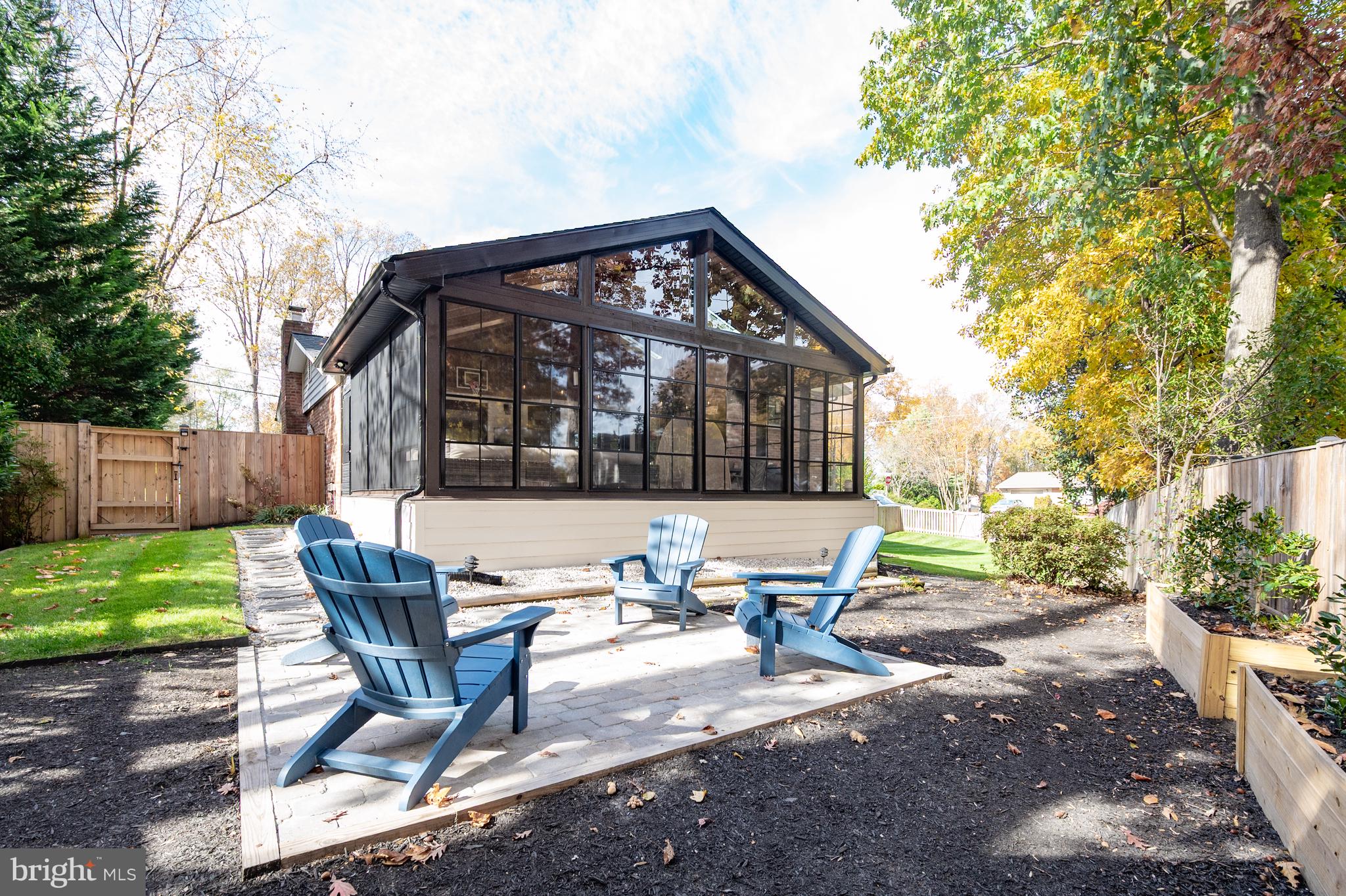 SLEEPY HOLLOW WOODS - Residential