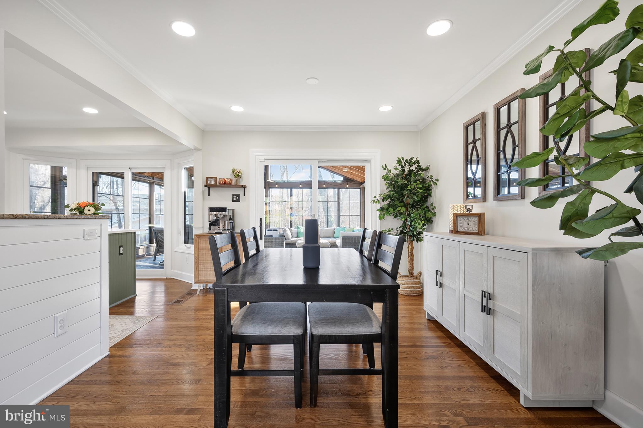 SLEEPY HOLLOW WOODS - Residential