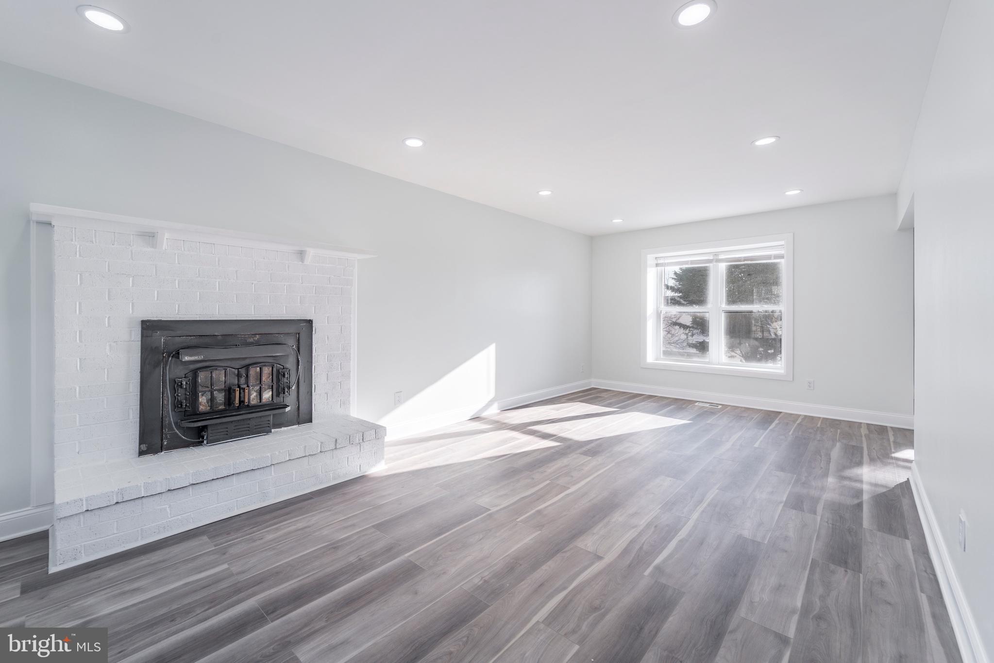 OAKHURST - Residential