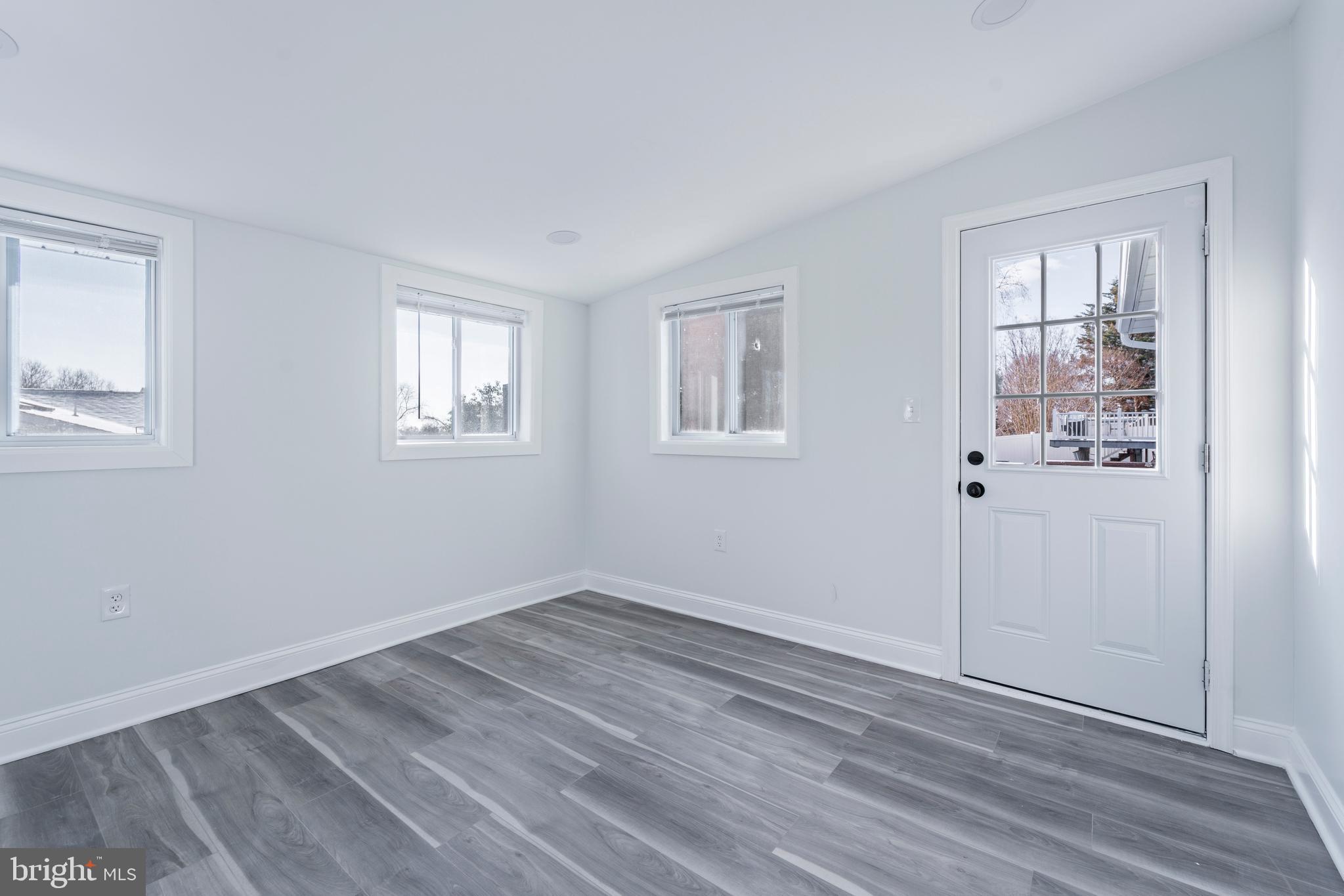 OAKHURST - Residential