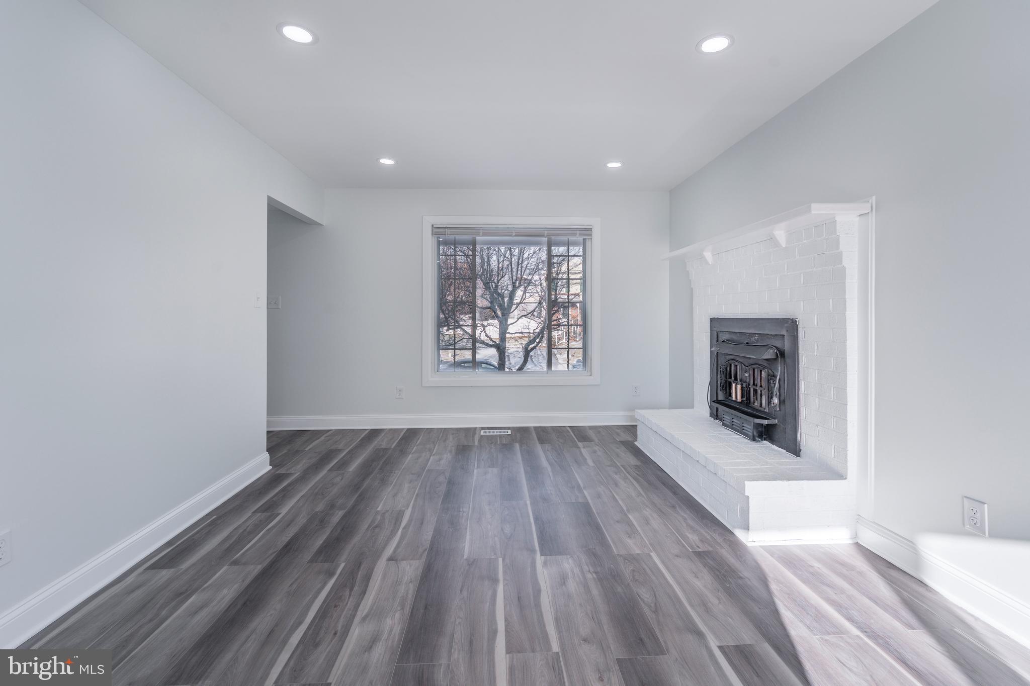 OAKHURST - Residential