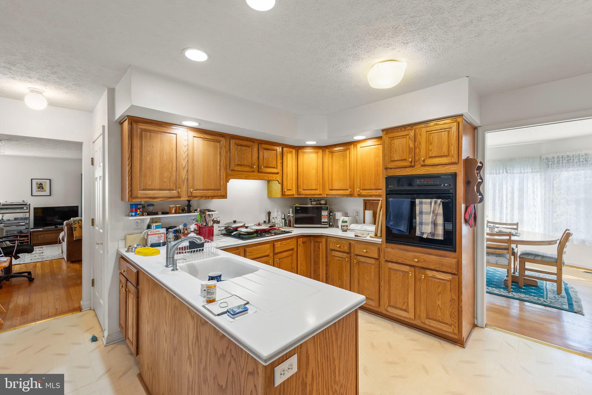 PIONEER HEIGHTS - Residential