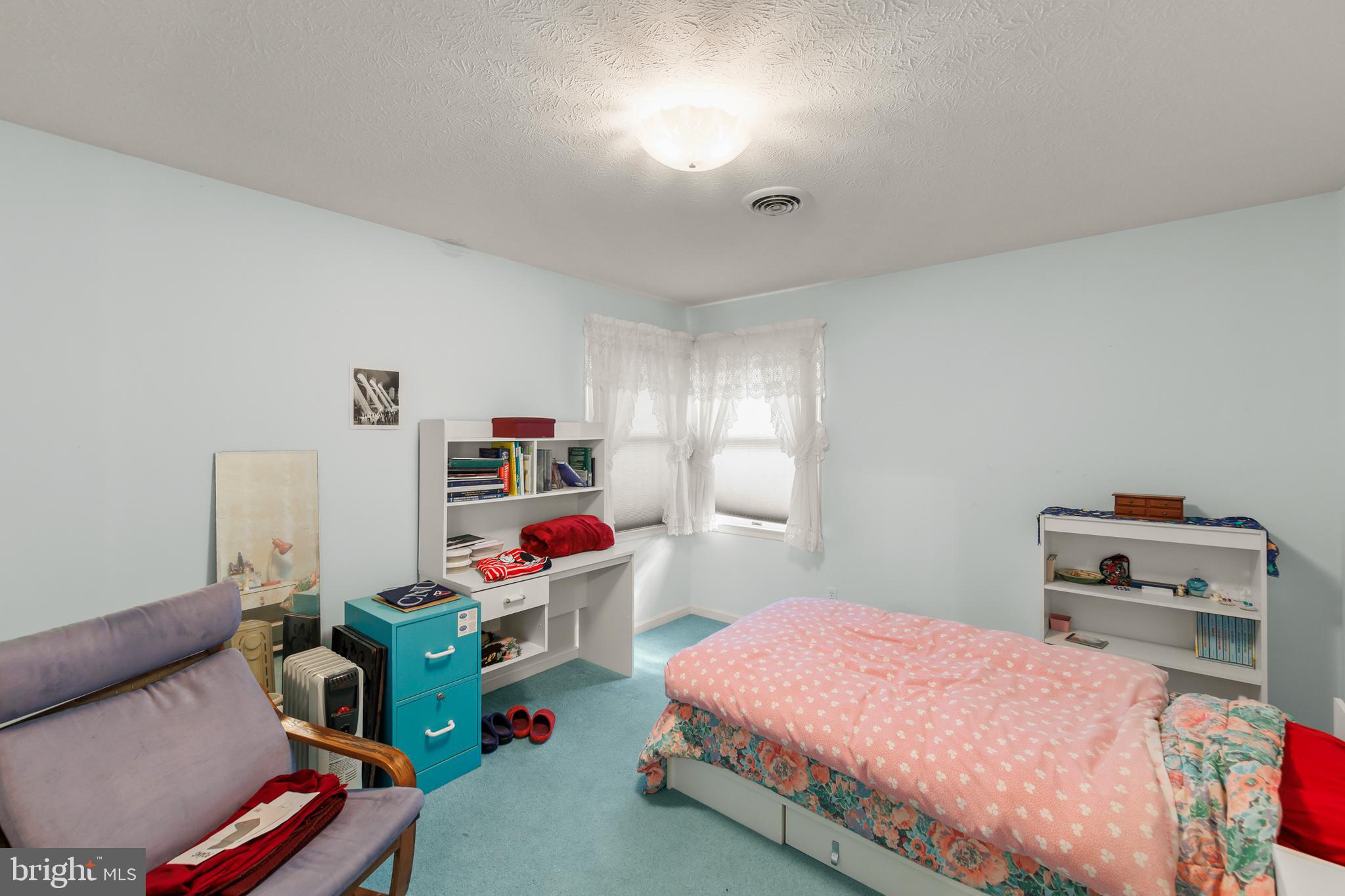 PIONEER HEIGHTS - Residential