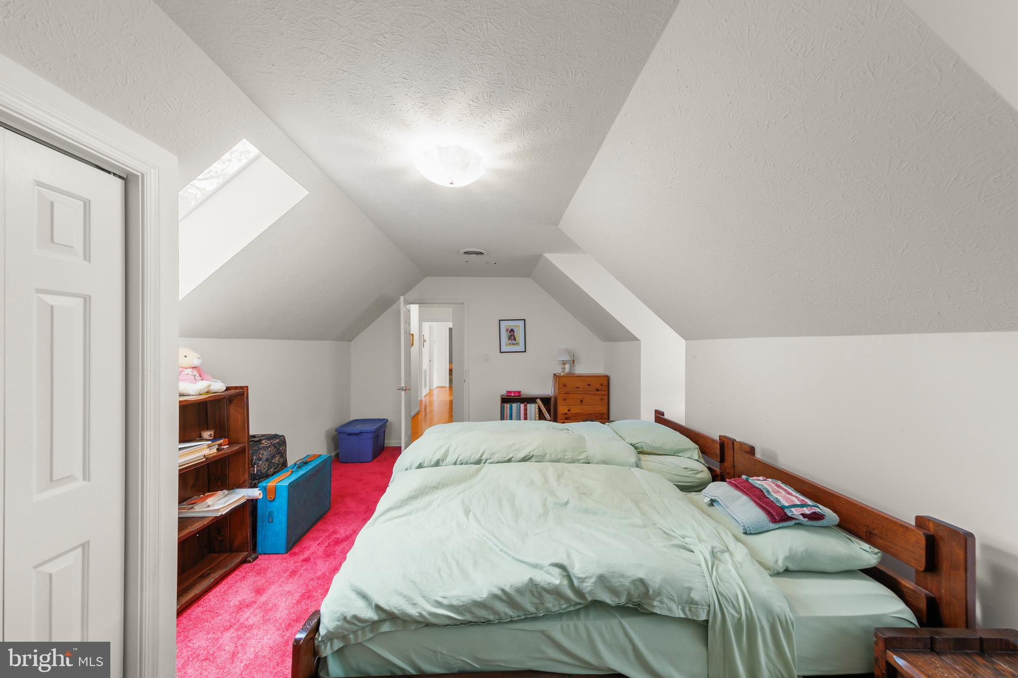 PIONEER HEIGHTS - Residential