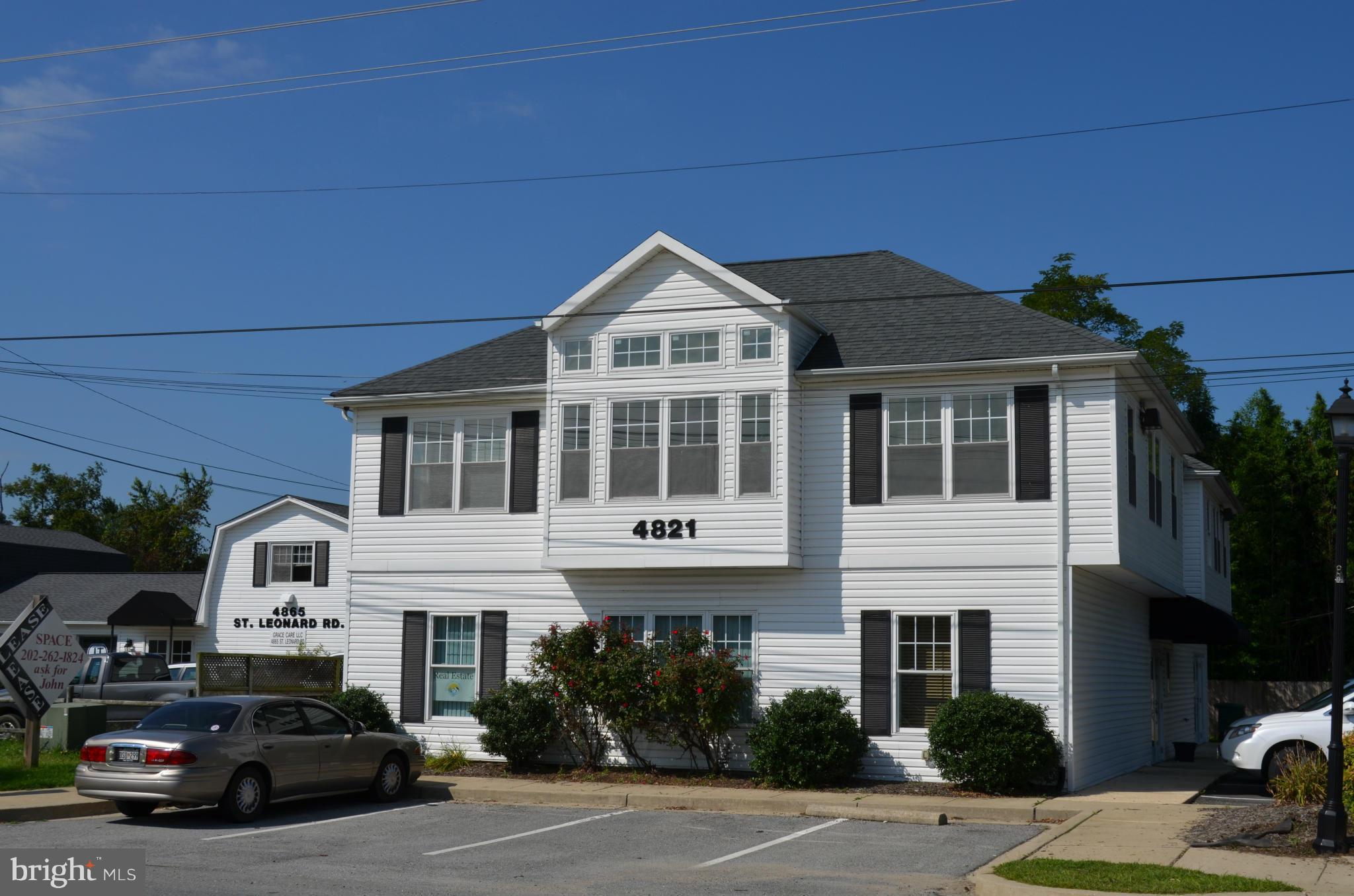 BRISCOE - Commercial Lease