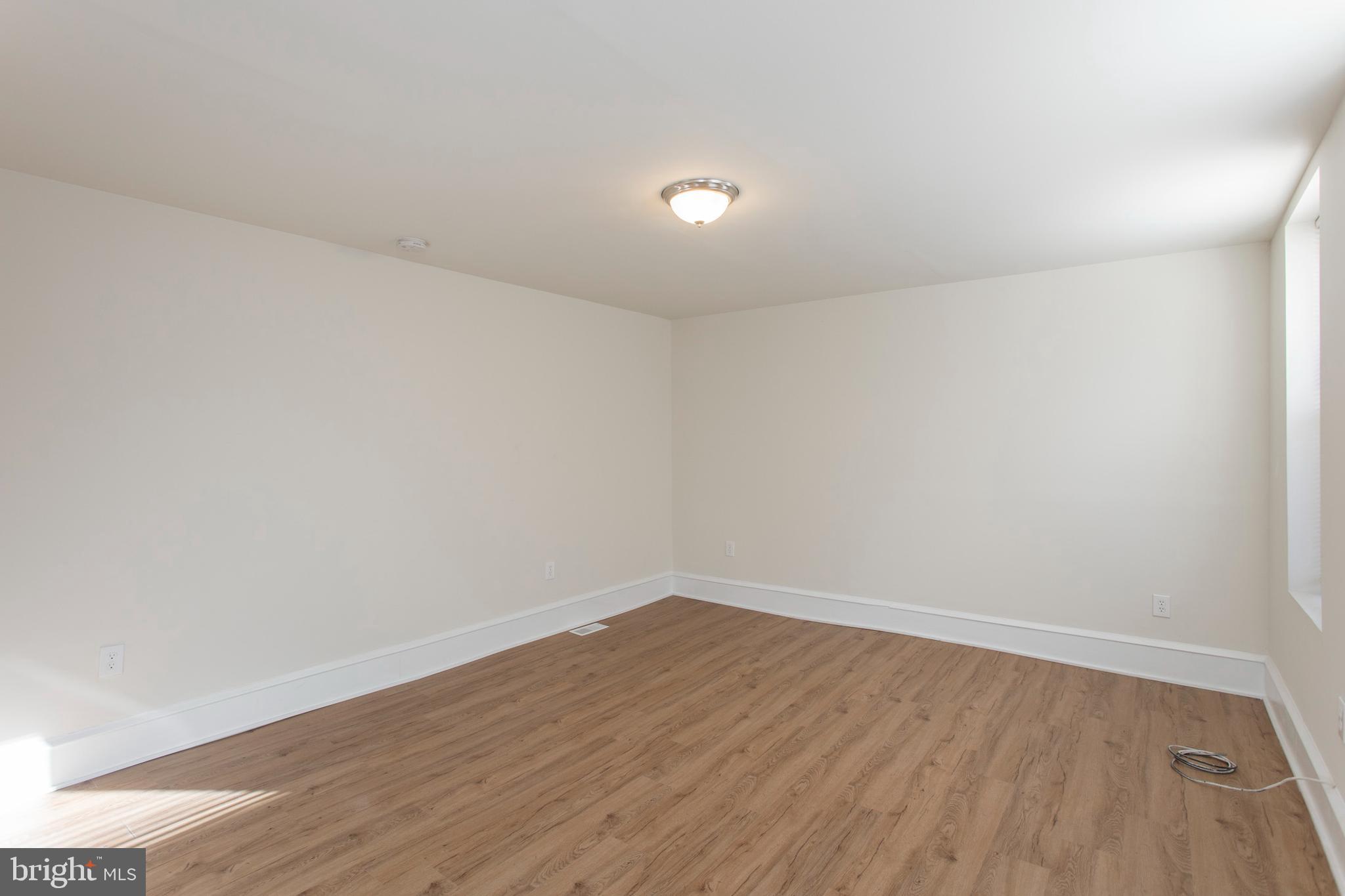 GRADUATE HOSPITAL - Residential Income