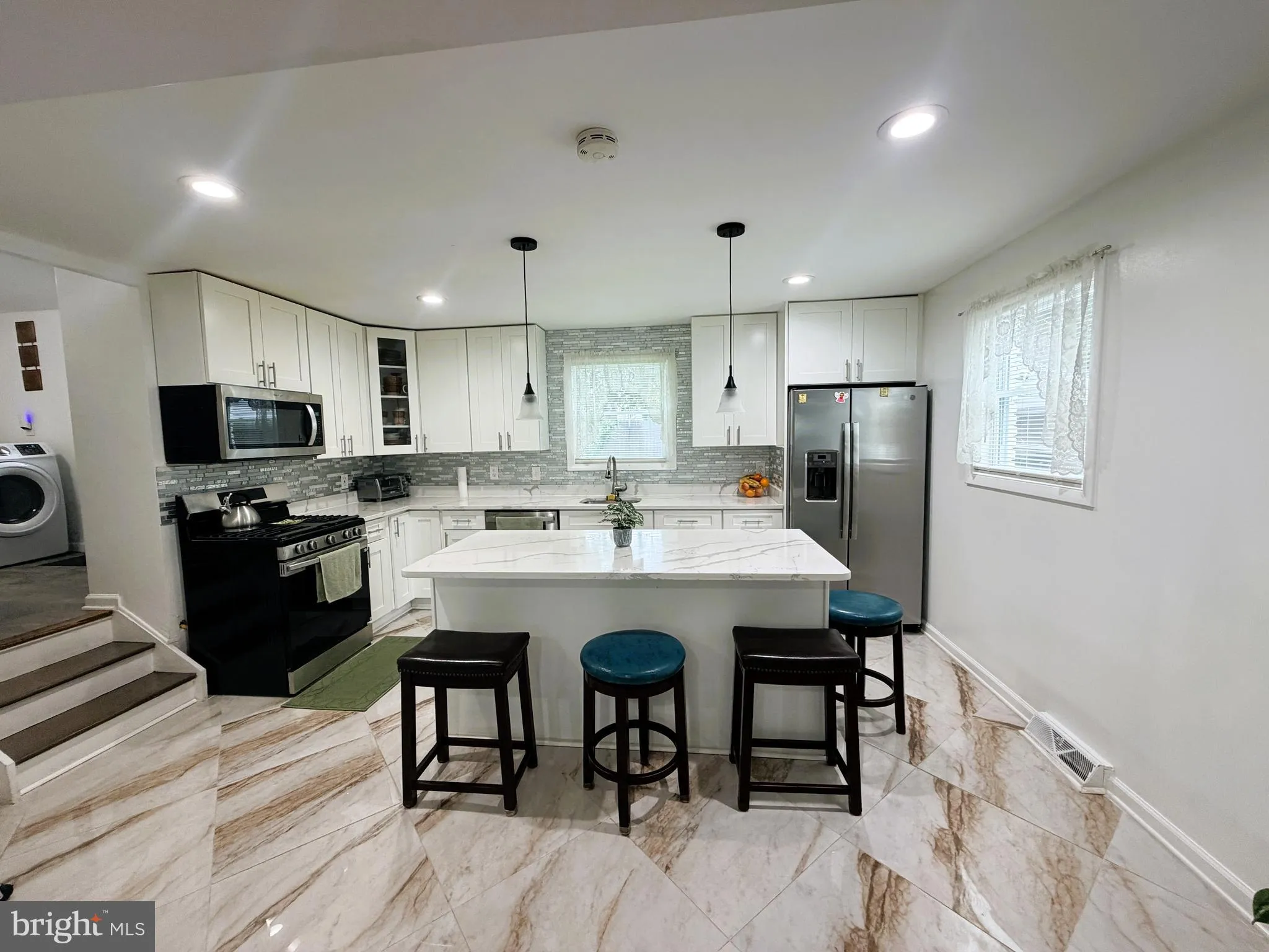 Rosedale, Maryland 21237, United States, 4 Bedrooms Bedrooms, ,2 BathroomsBathrooms,Residential,Coming Soon,218053