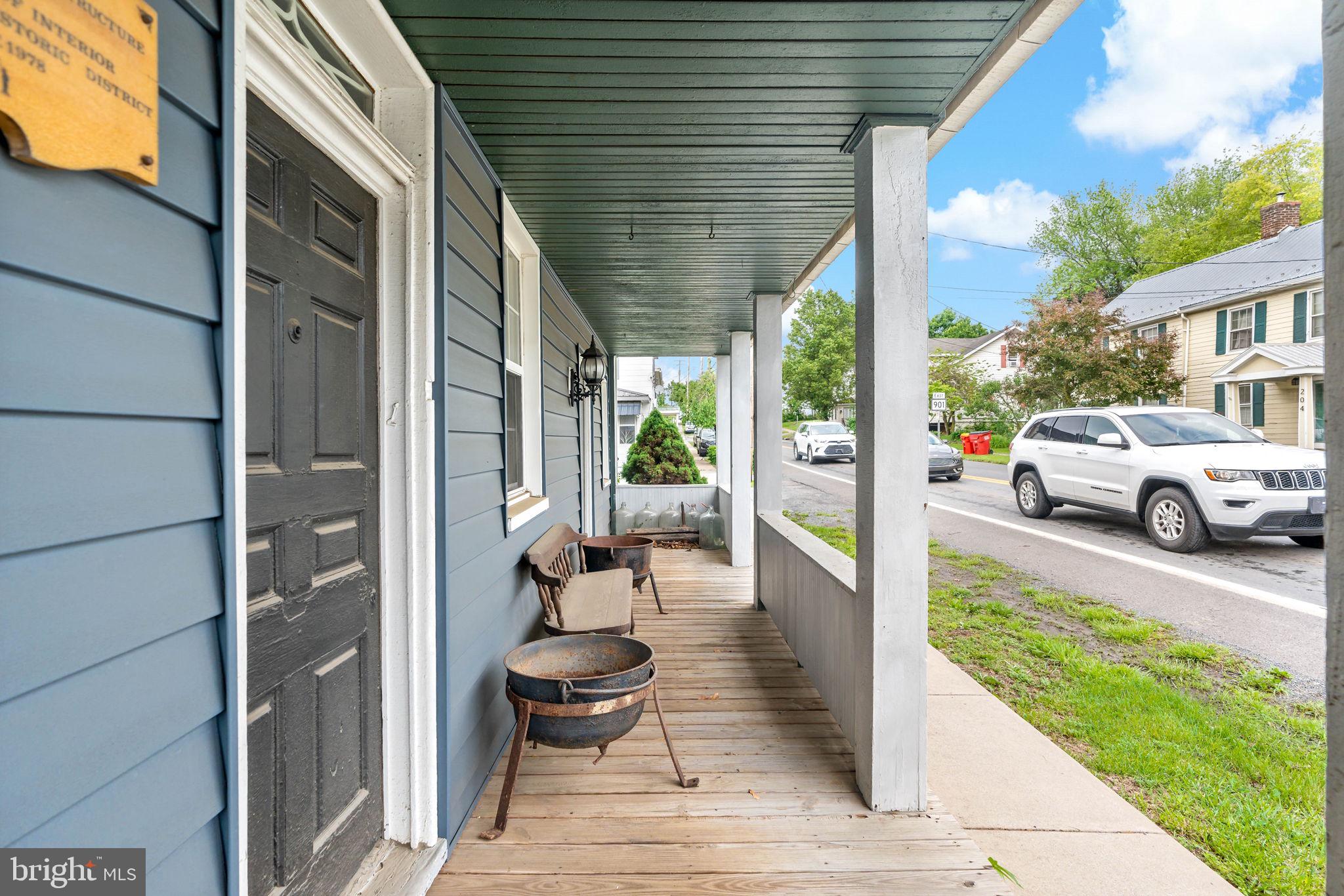 HEDGESVILLE - Commercial Sale