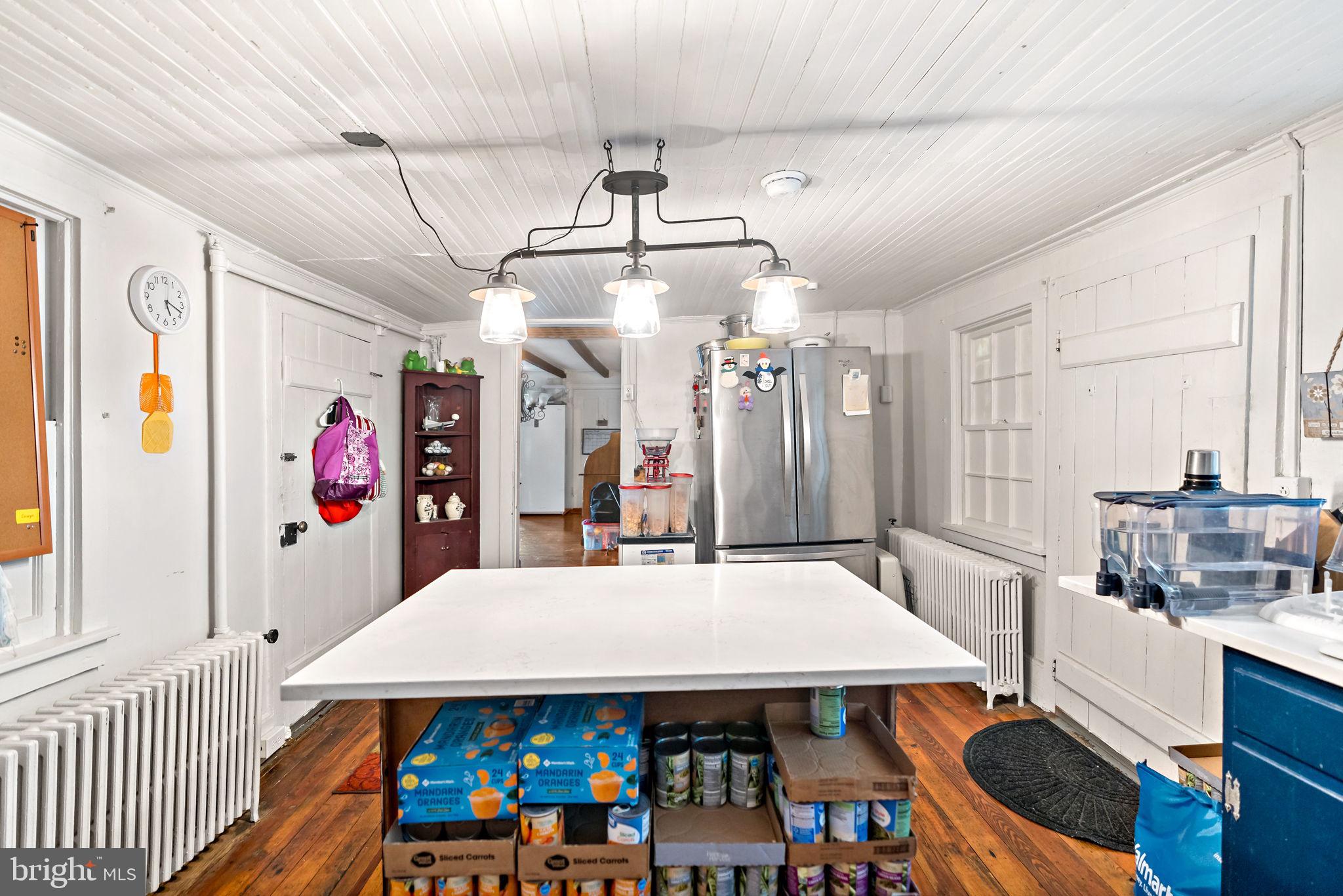 HEDGESVILLE - Commercial Sale