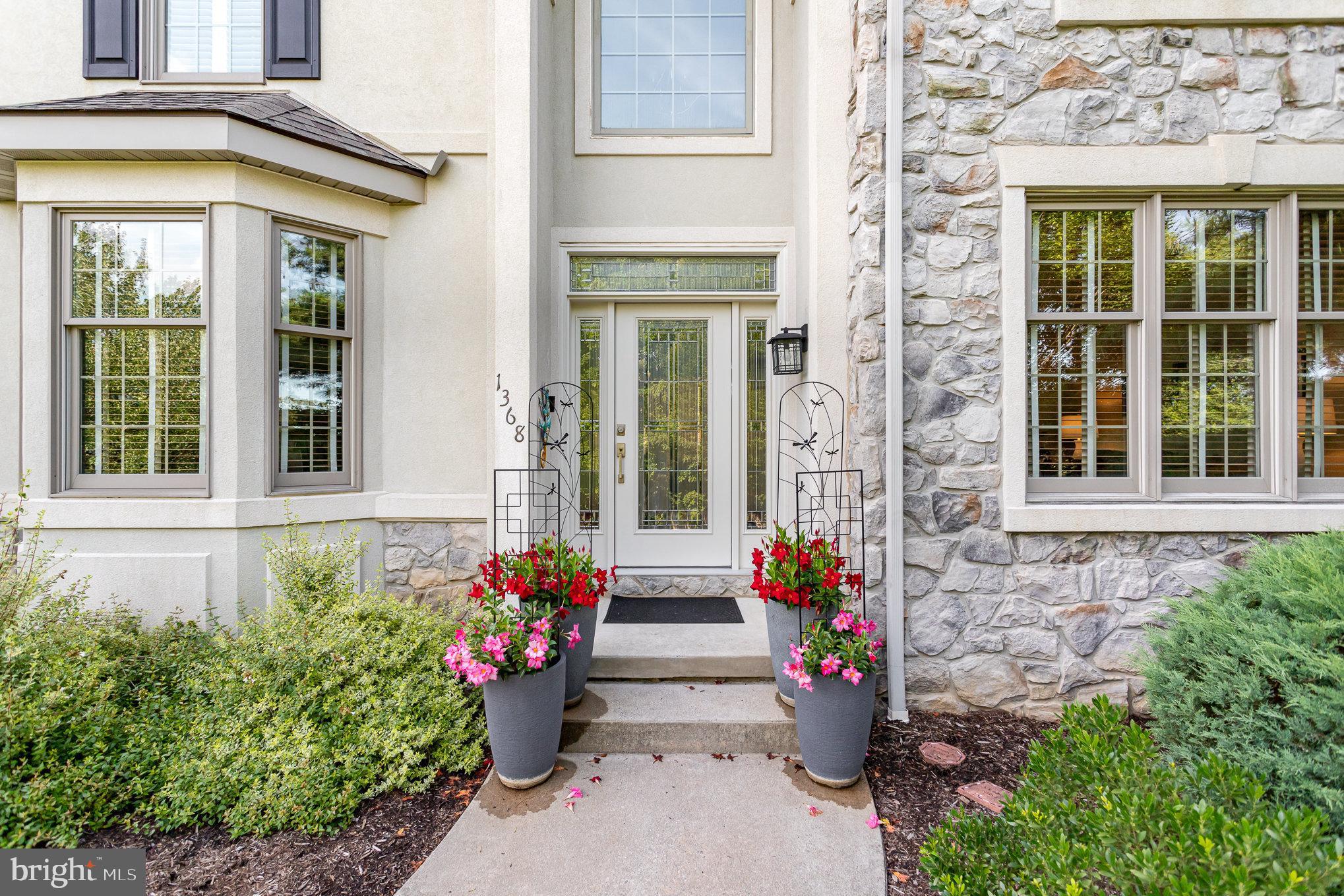 1368 JASMINE LANE