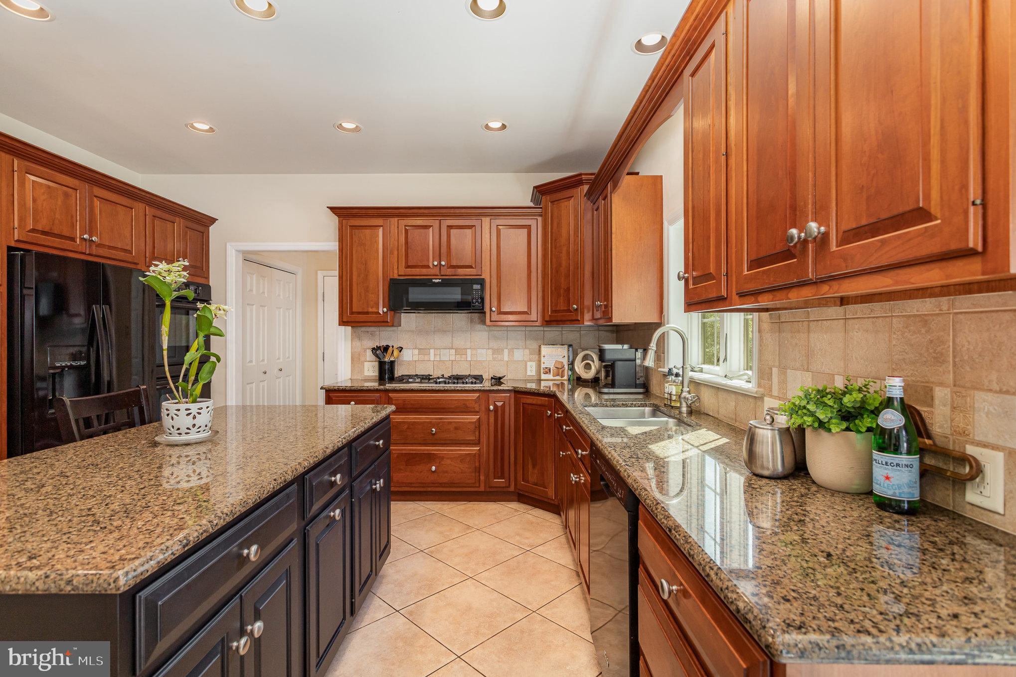 THE MEADOWS - Residential