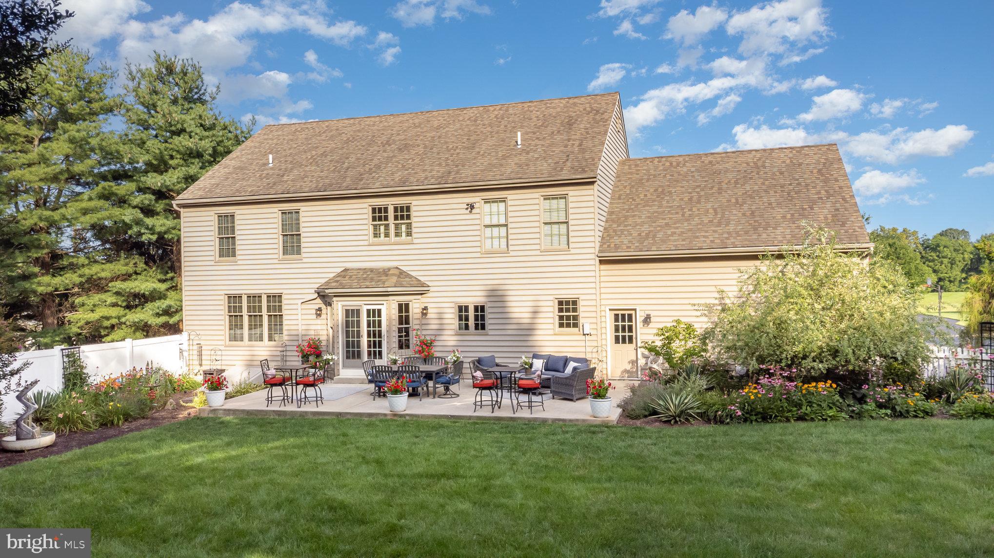 THE MEADOWS - Residential