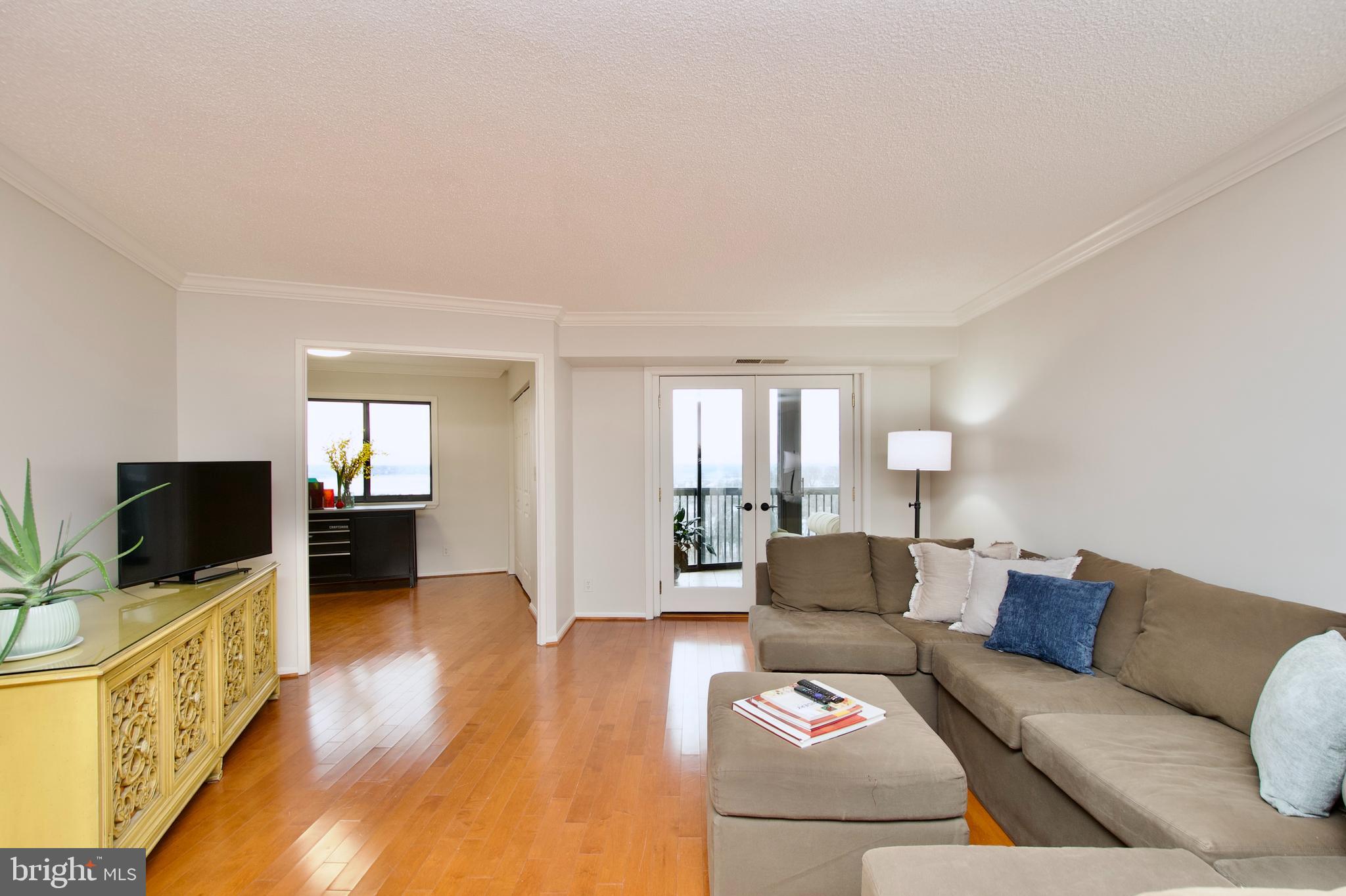 5904 MOUNT EAGLE DRIVE 1104