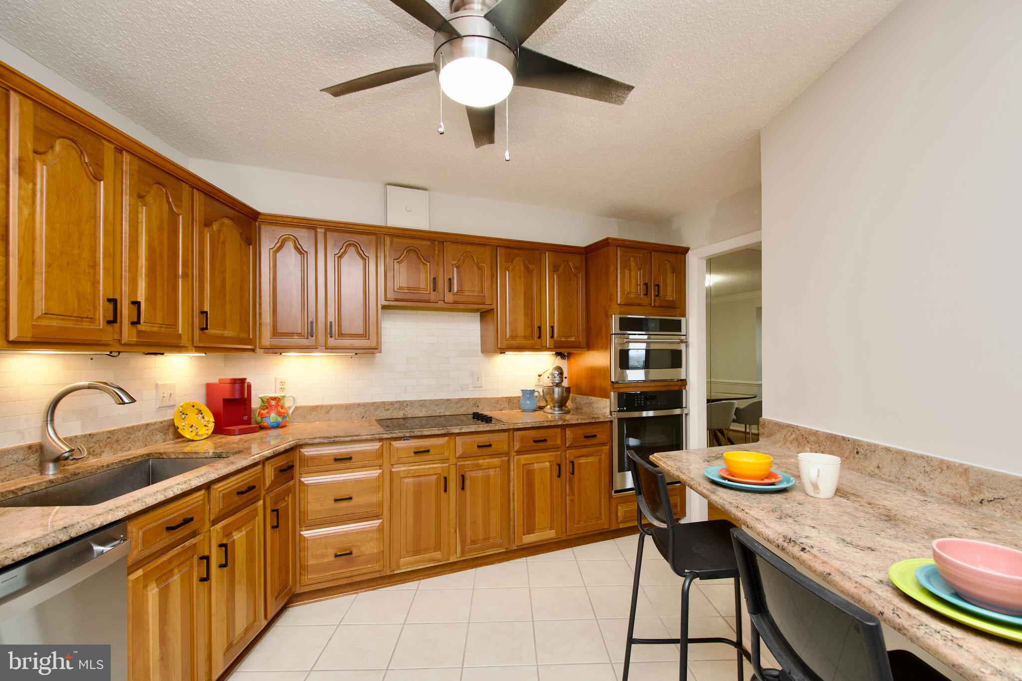 MONTEBELLO - Residential