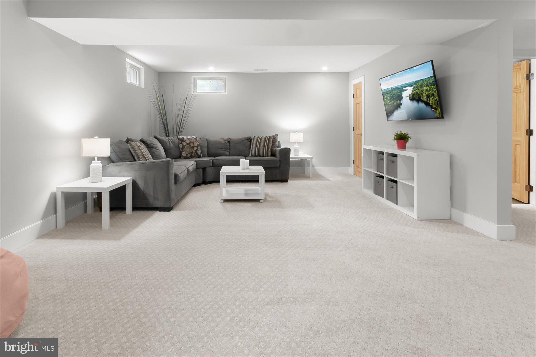 WHEATON OUT RES. (2) - Residential