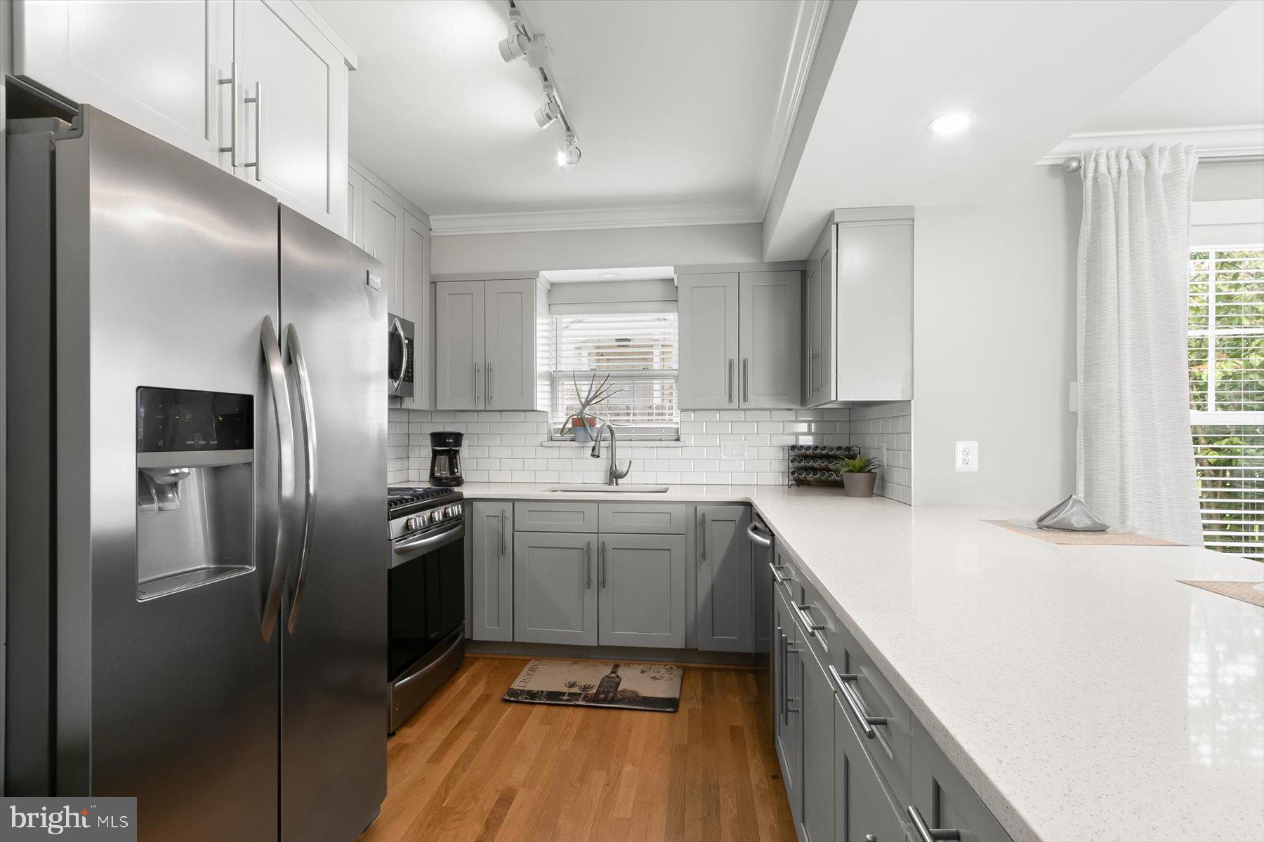 WHEATON OUT RES. (2) - Residential
