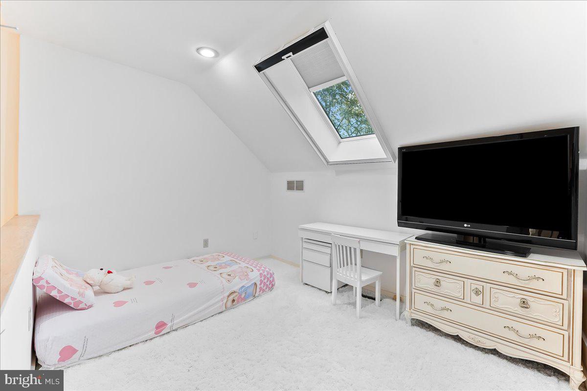 BROAD RUN - Residential