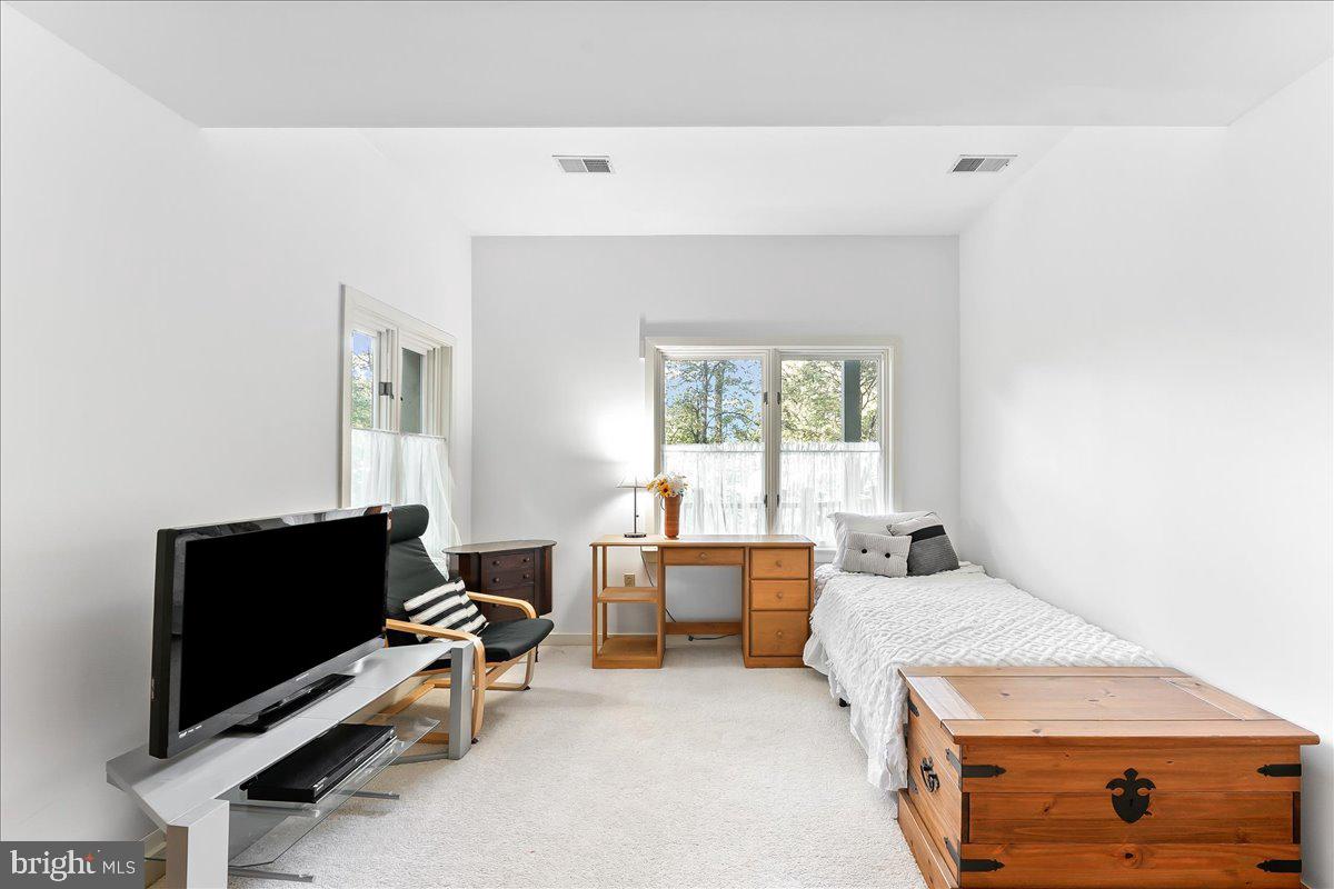 BROAD RUN - Residential