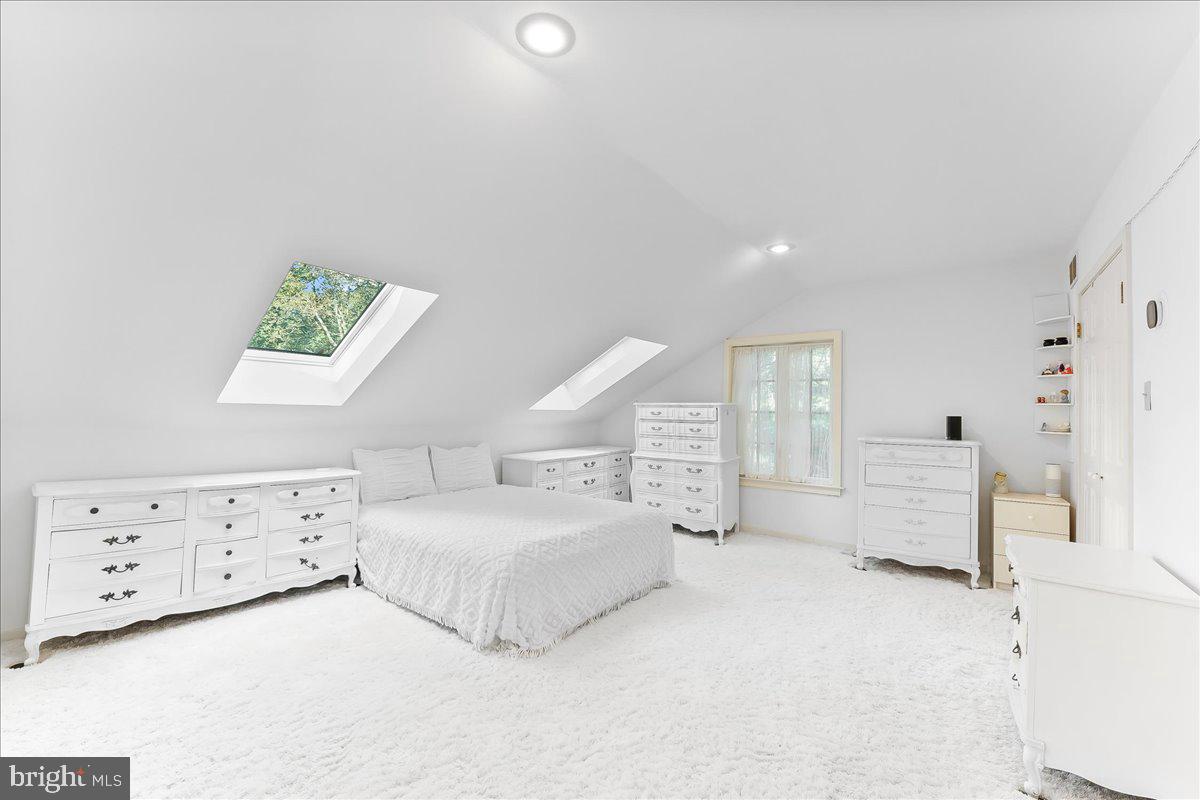 BROAD RUN - Residential