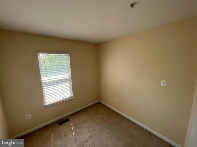 NORTH CROSSING - Residential Lease