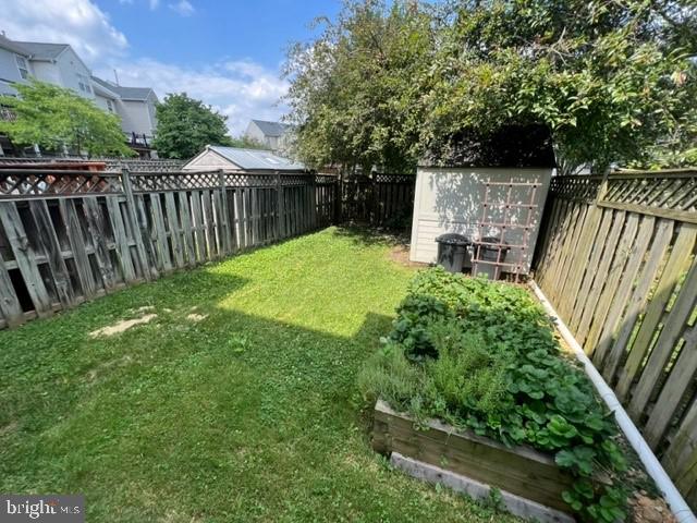 NORTH CROSSING - Residential Lease