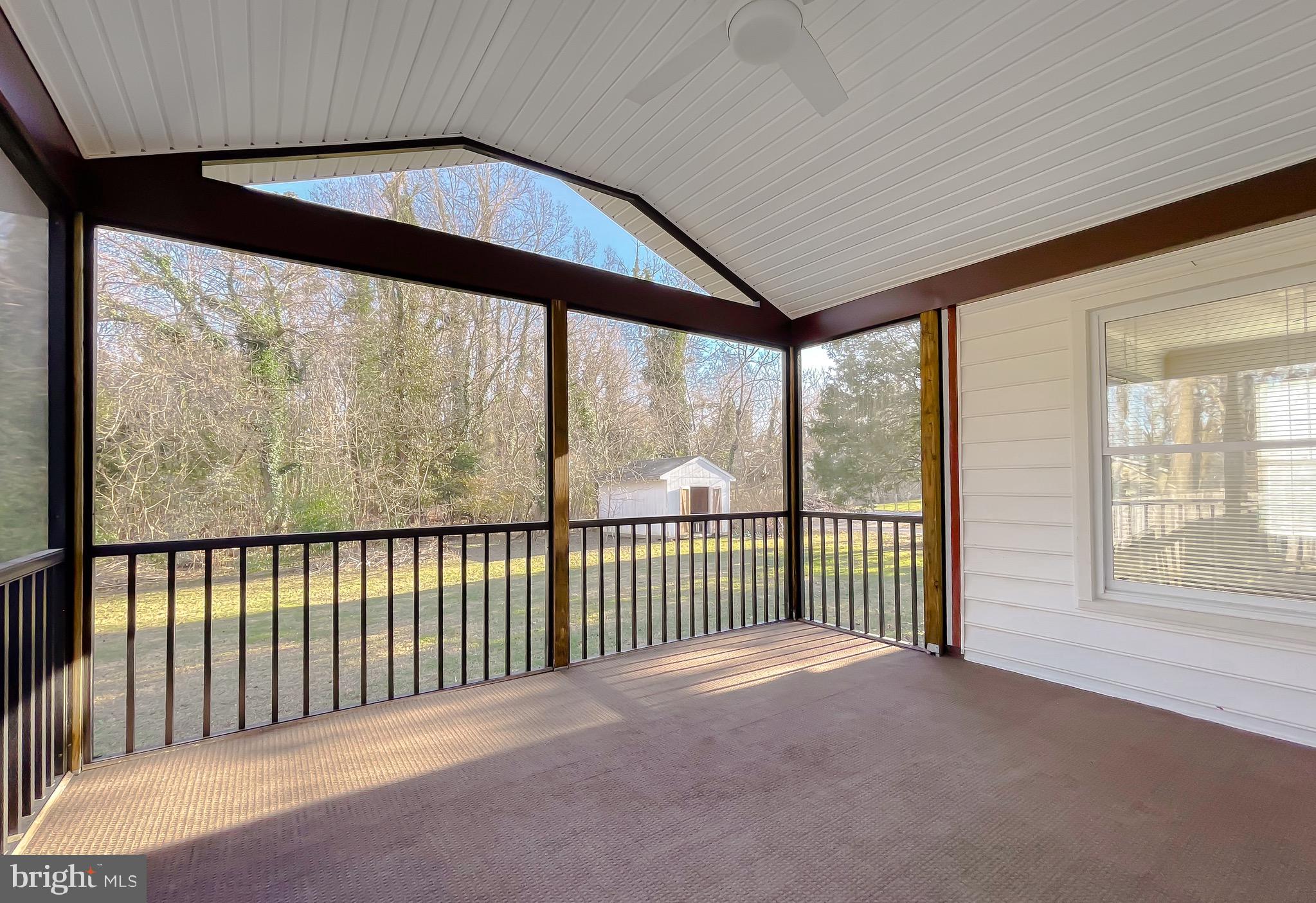 TOWN CREEK - Residential