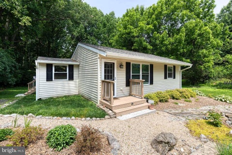 Homes For Rent - 6922 Hollenberry Road<br/> SYKESVILLE, MD 21784