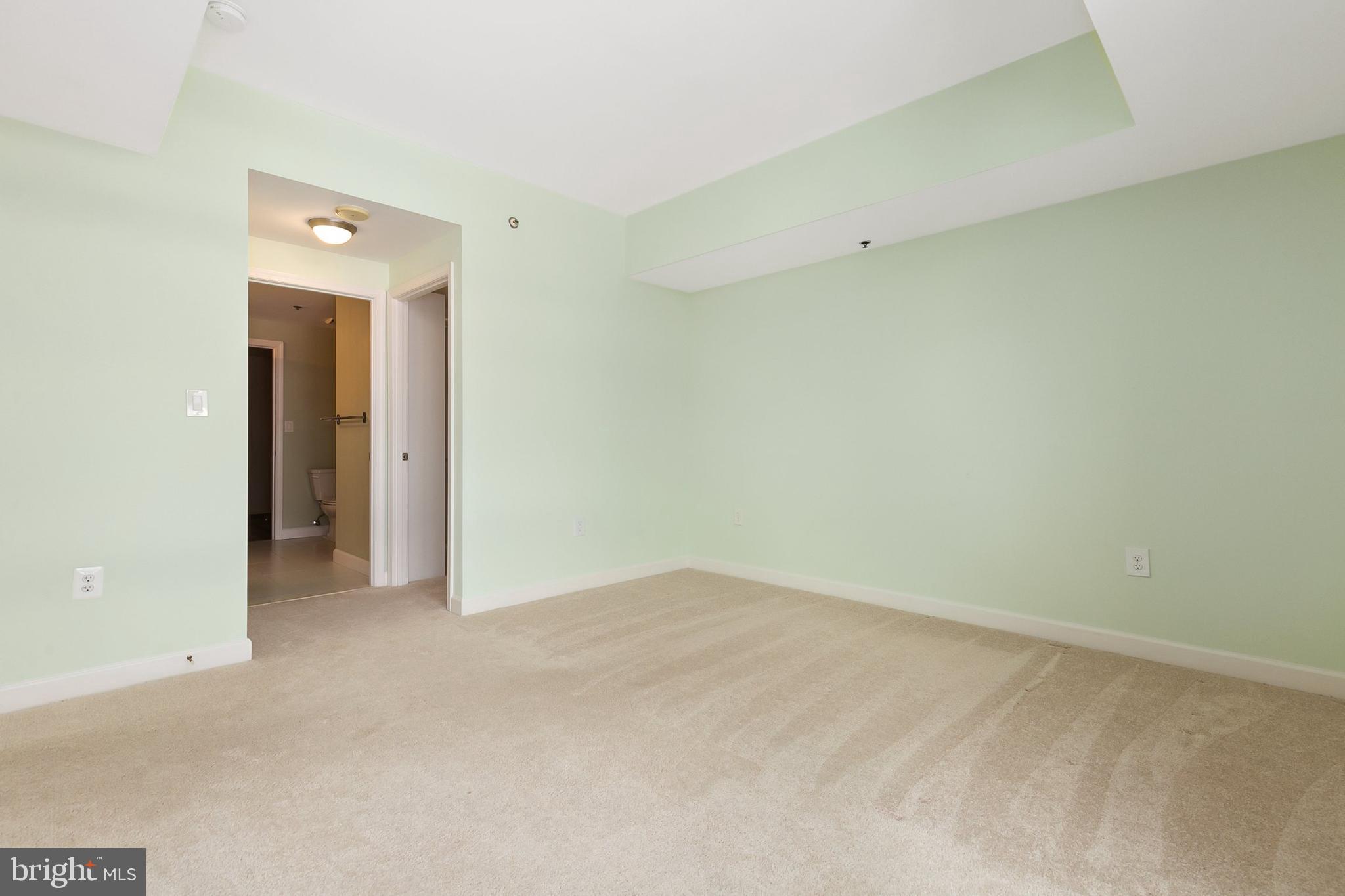 MIDTOWN BETHESDA NORTH - Residential