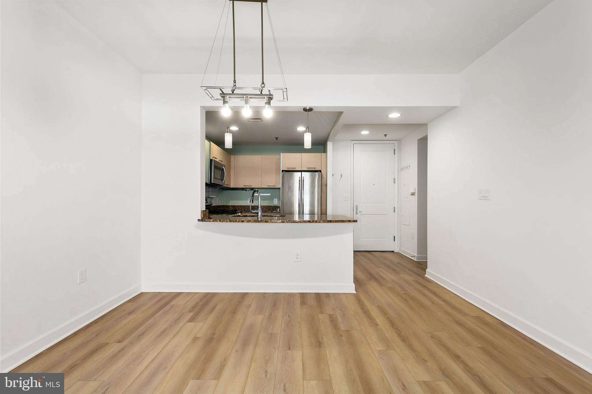 MIDTOWN BETHESDA NORTH - Residential