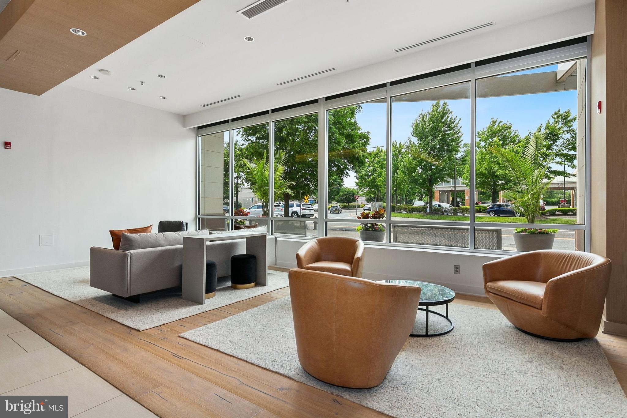 MIDTOWN BETHESDA NORTH - Residential