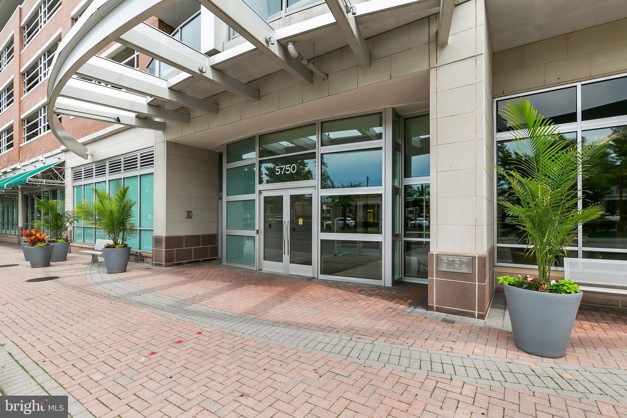 MIDTOWN BETHESDA NORTH - Residential