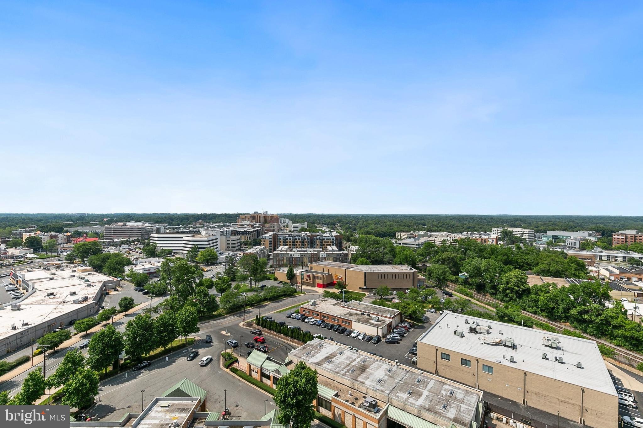 MIDTOWN BETHESDA NORTH - Residential