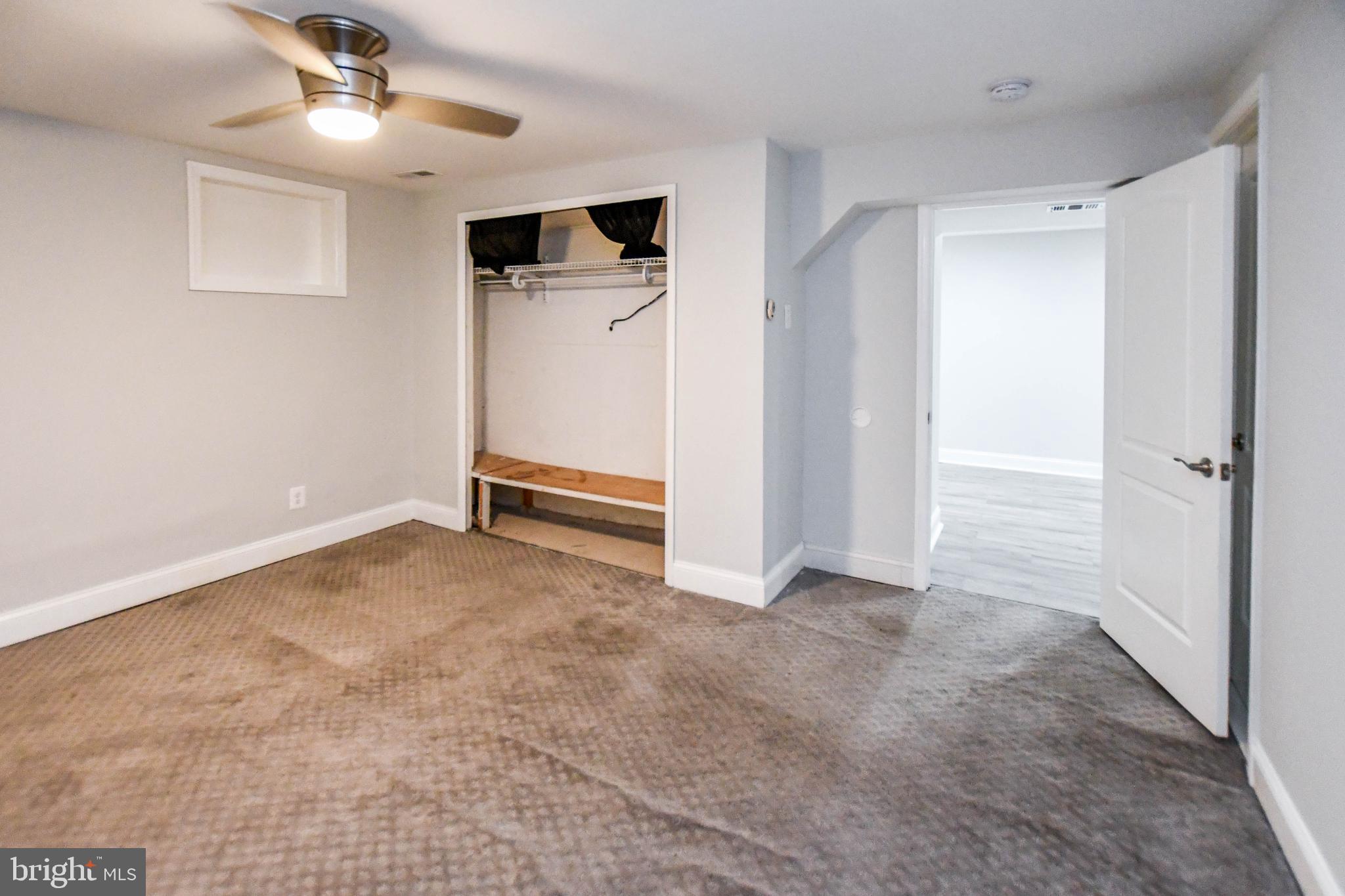 CHRIS MAR MANOR - Residential