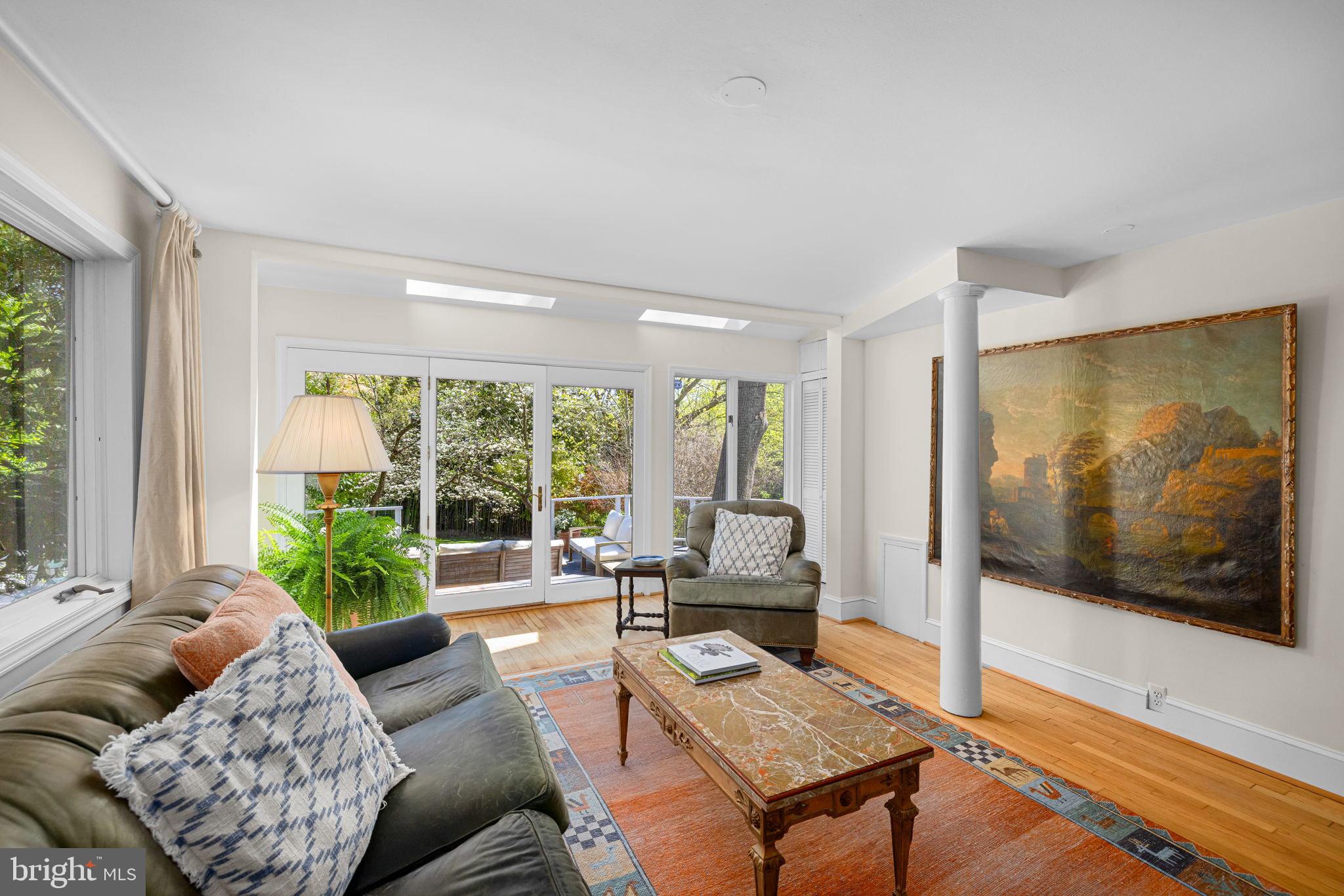 FRANKLIN PARK - Residential