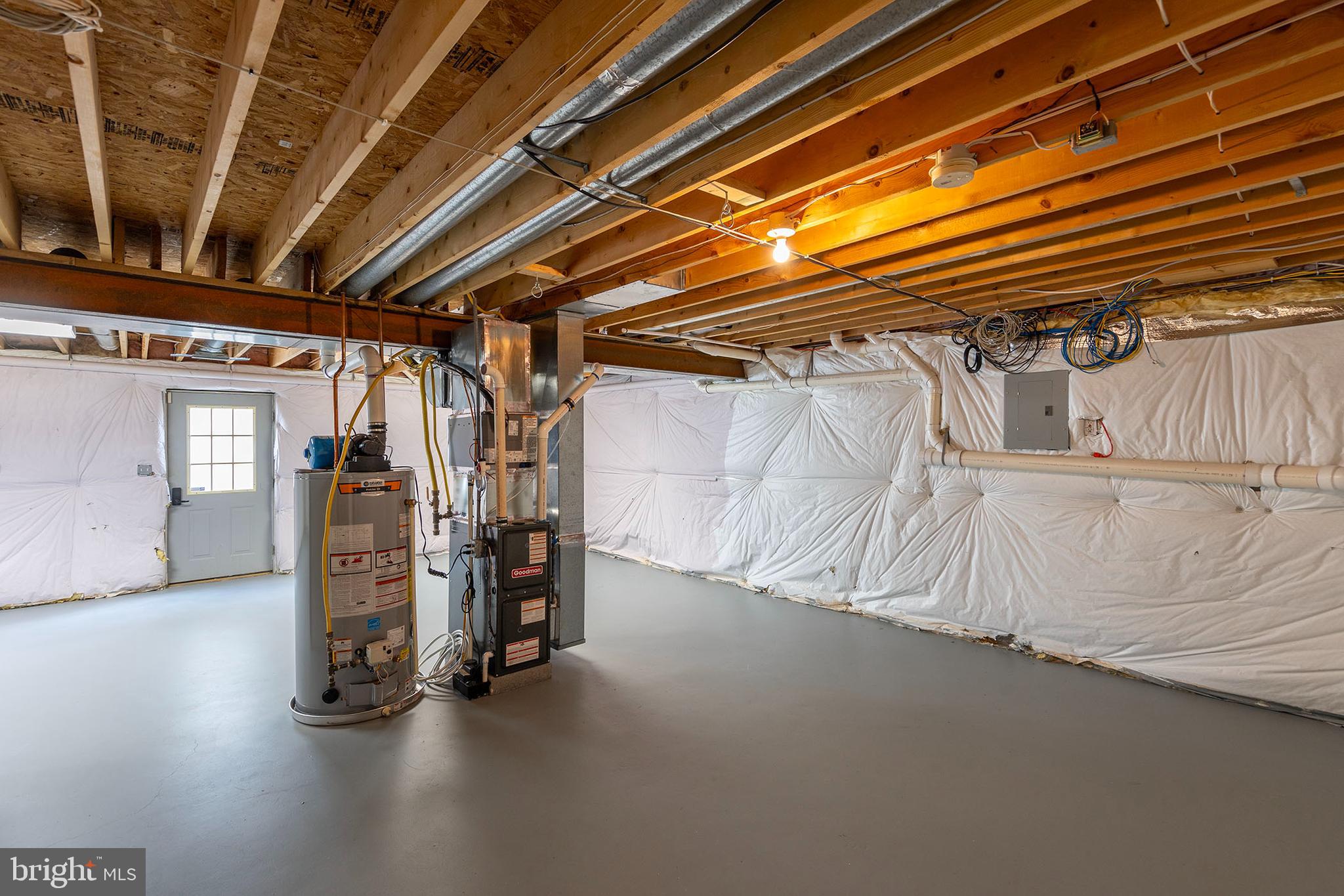 WOODSIDE ESTATES - Residential