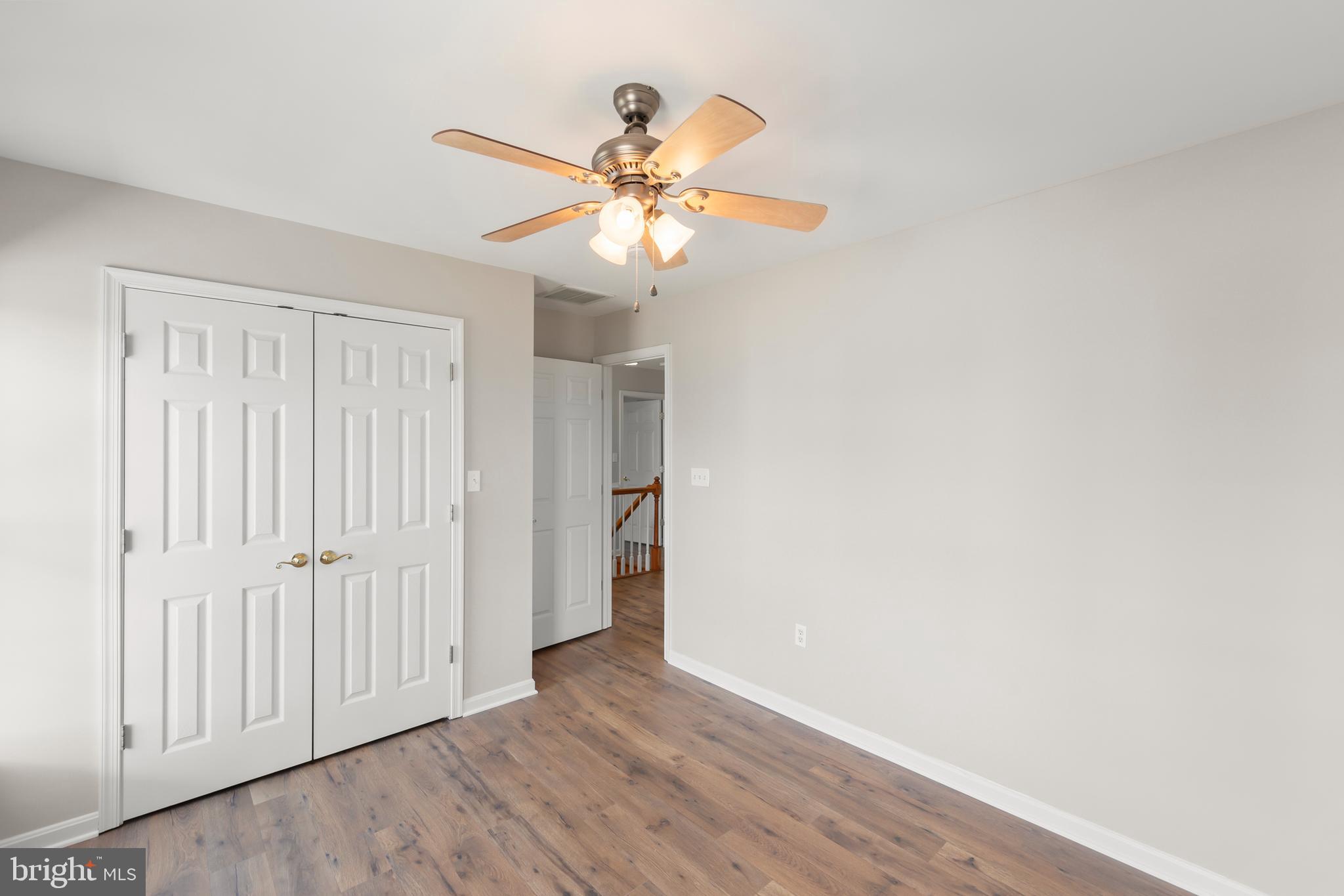 WOODSIDE ESTATES - Residential