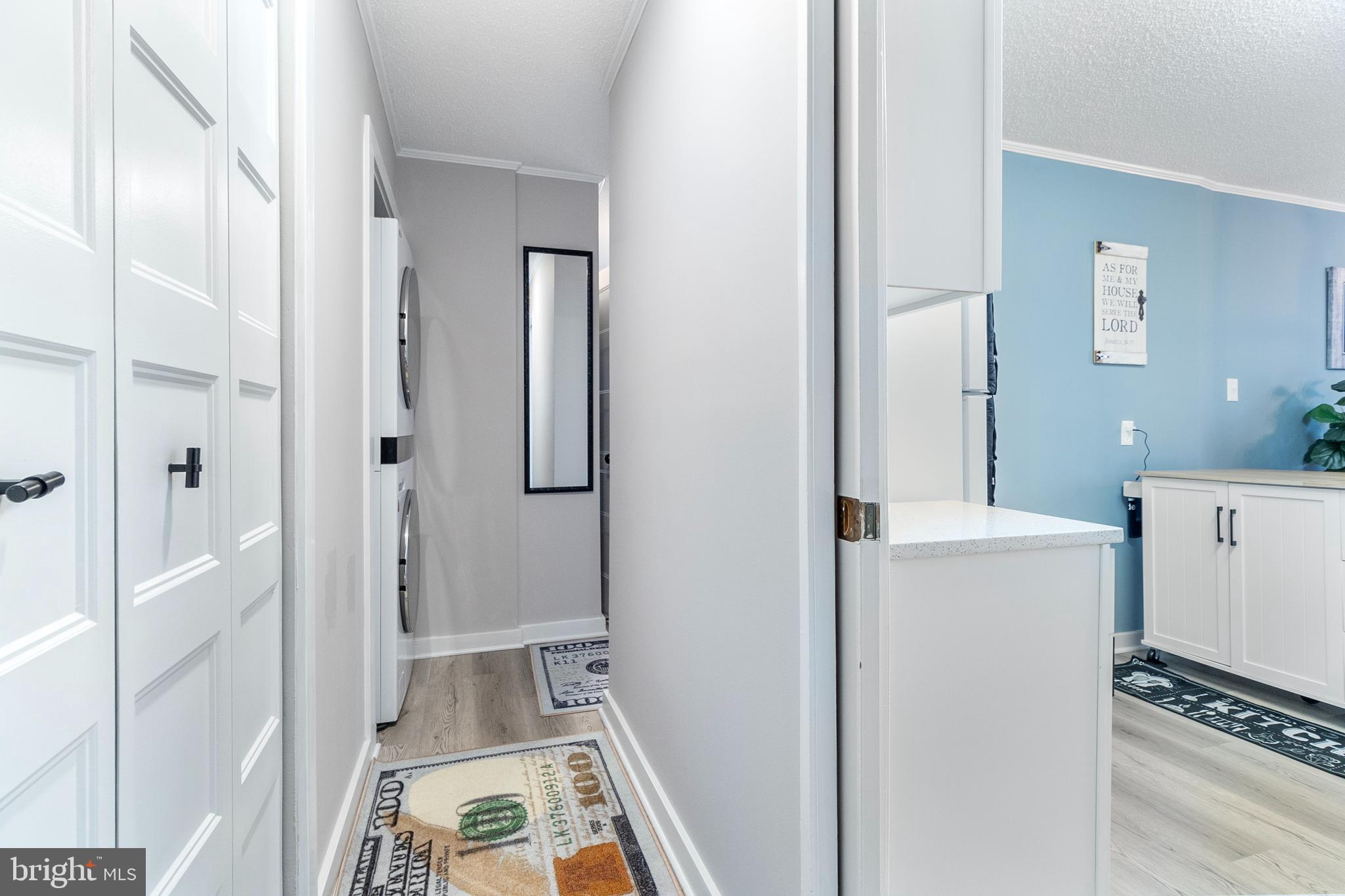 IDYLWOOD TOWERS CONDO - Residential