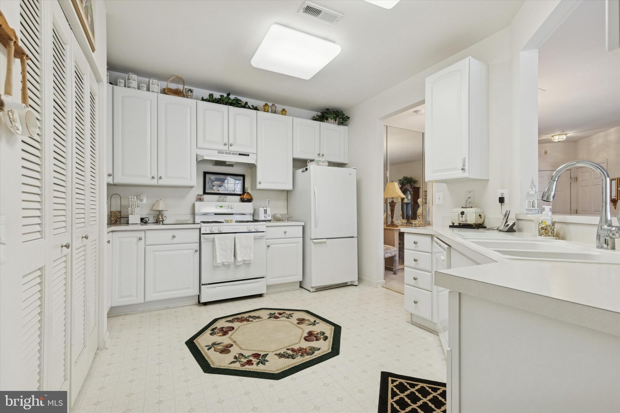 FOREST RIDGE - Residential