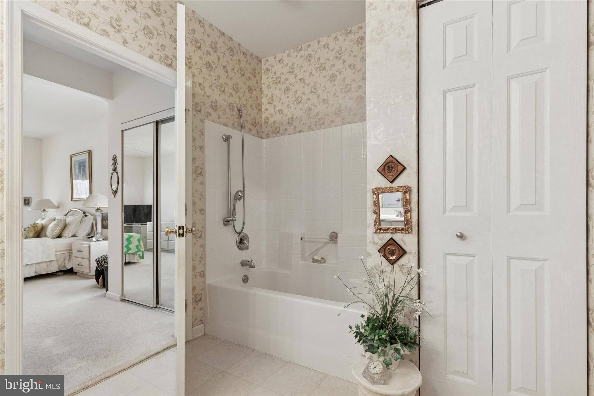 FOREST RIDGE - Residential