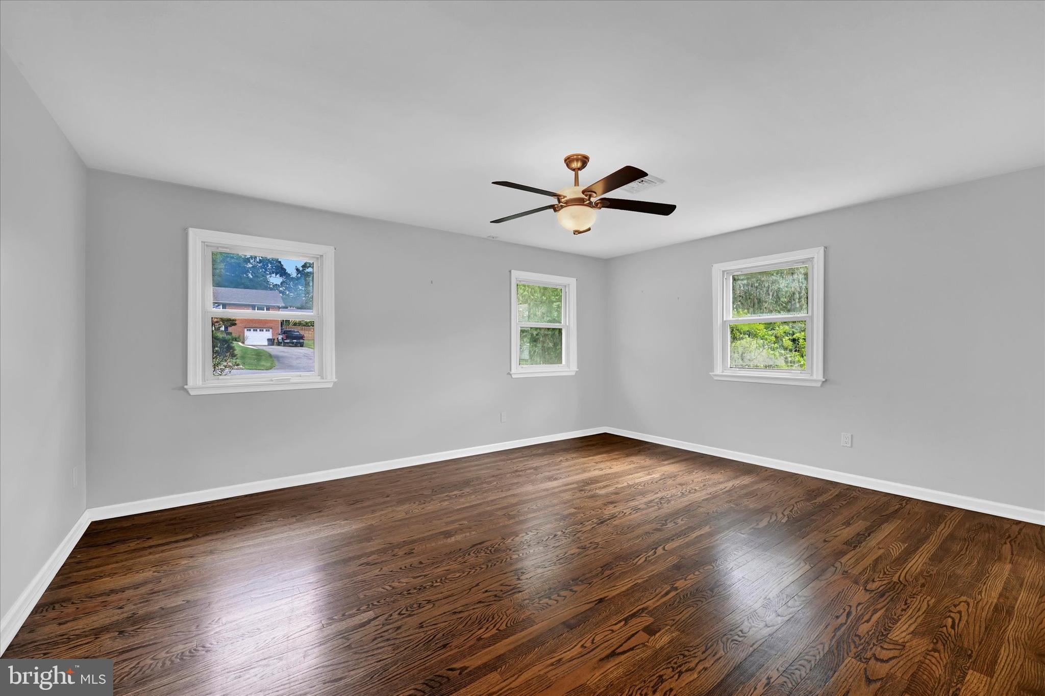 LOCKSLEY - Residential