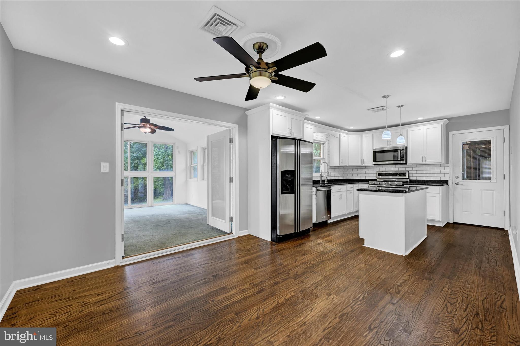 LOCKSLEY - Residential