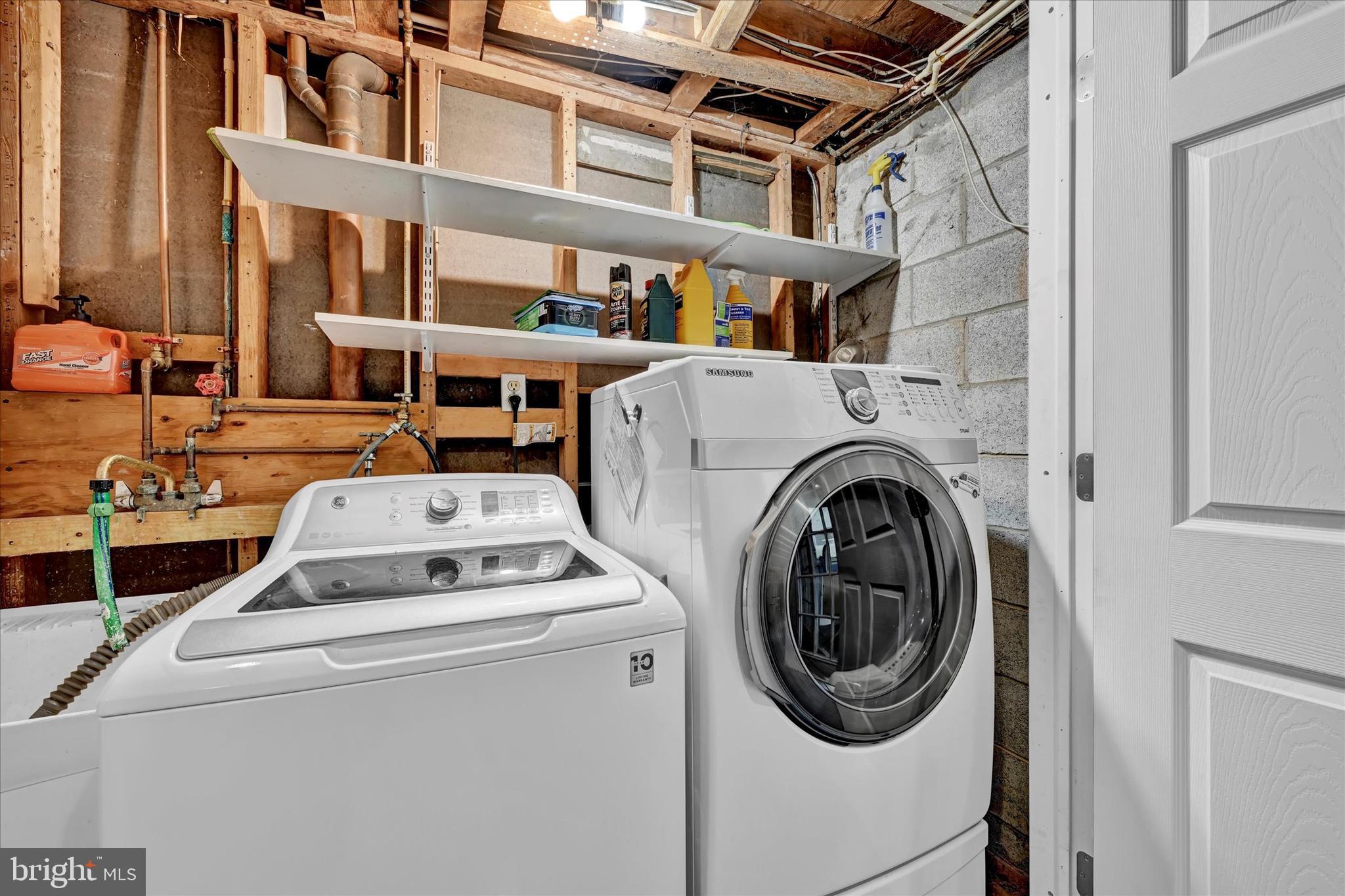 LOCKSLEY - Residential